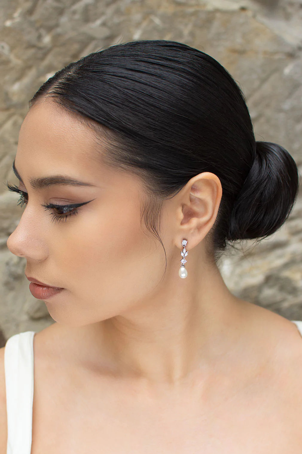 Tara Pearl Earring