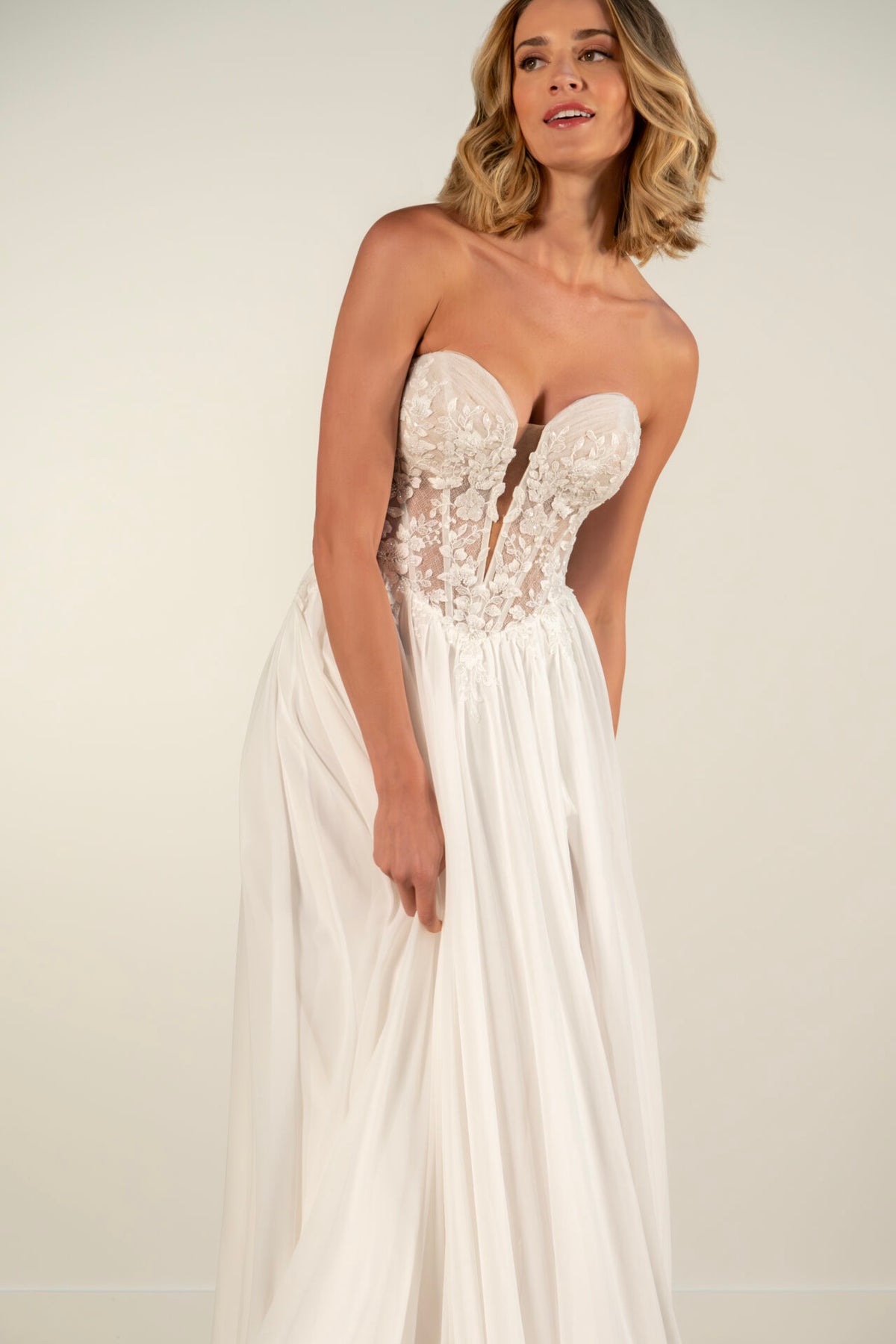 Daphne - Wedding Gown - Stella York
