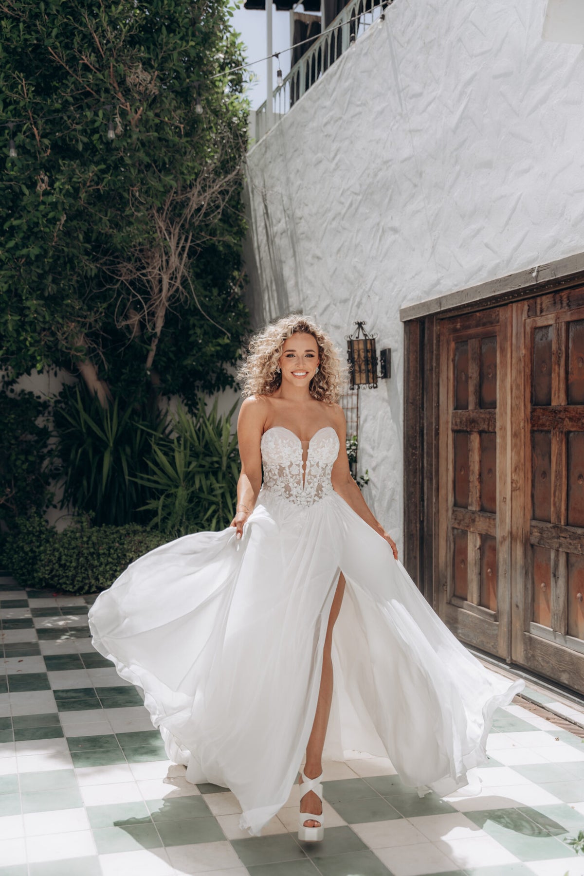 Daphne - Wedding Gown - Stella York