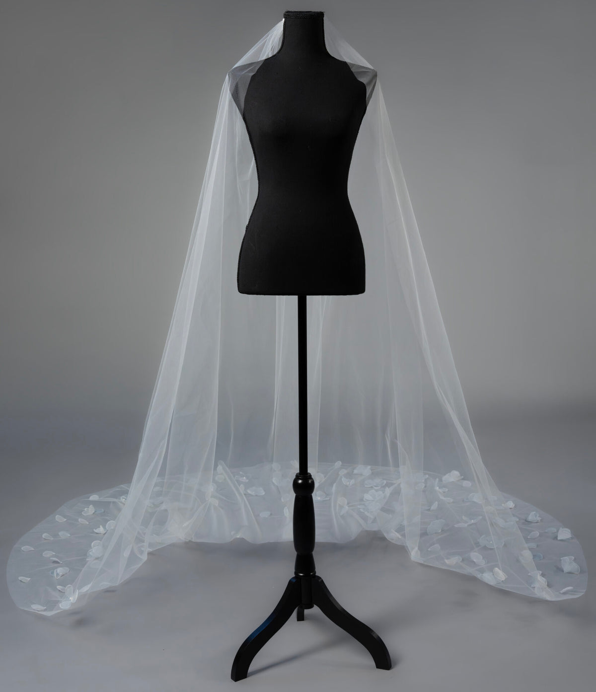 Jayla Tulle and Organza Veil
