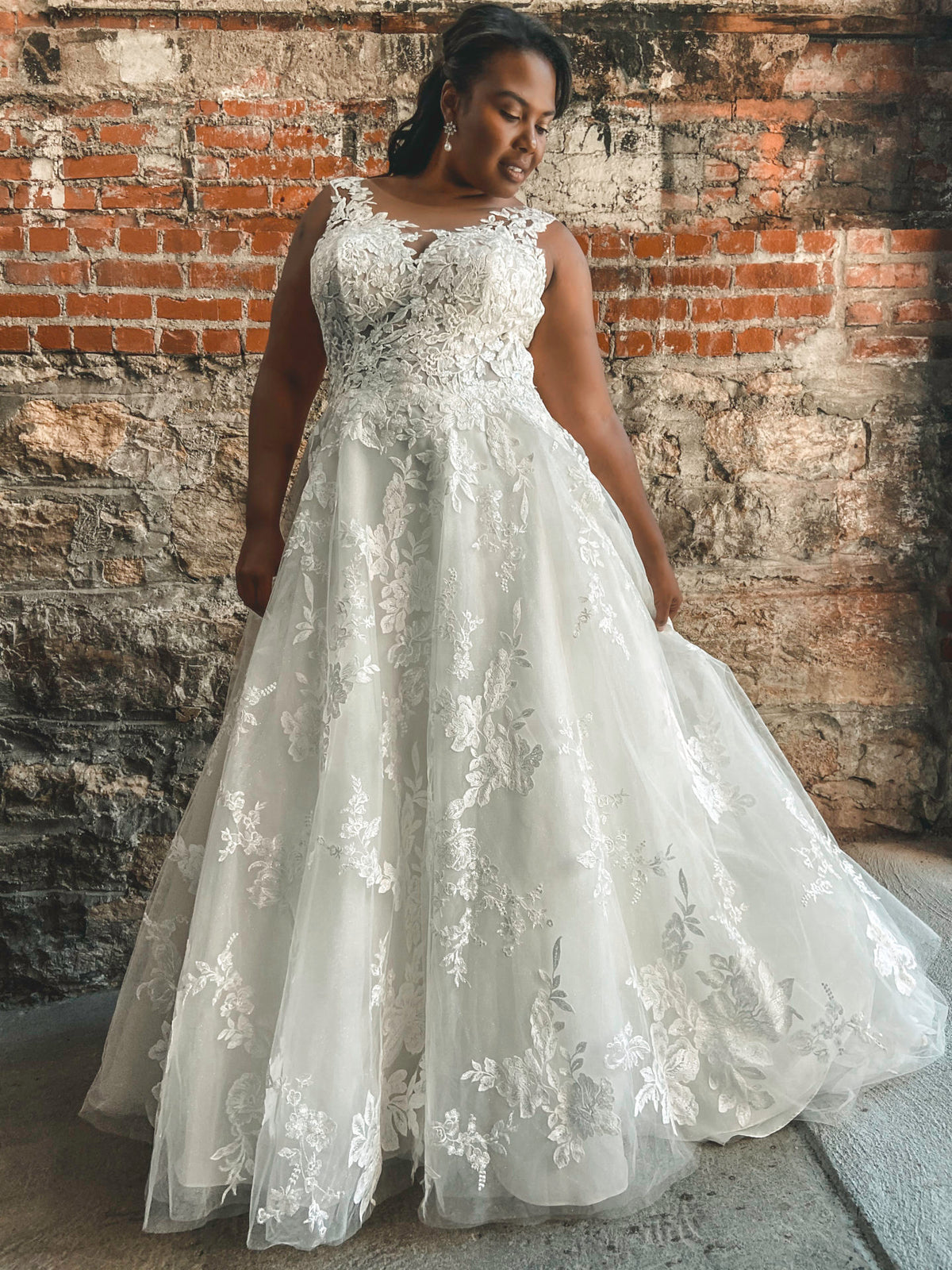Elliana - Wedding Gown - Essense
