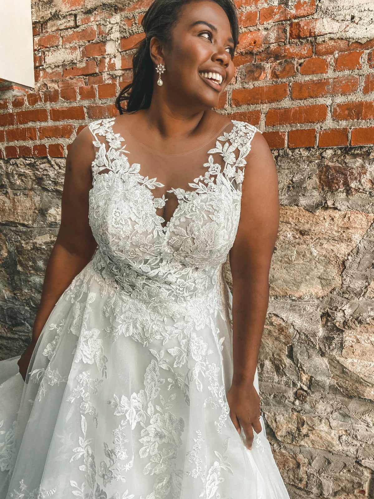 Elliana - Wedding Gown - Essense