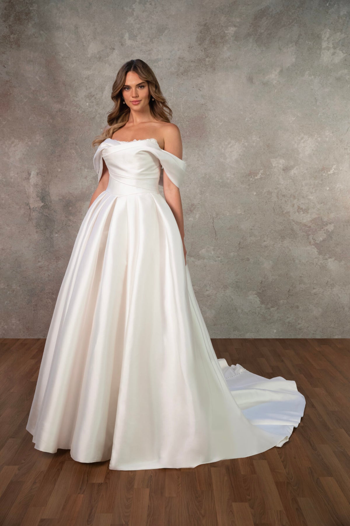 Breona - Wedding Gown - Essense