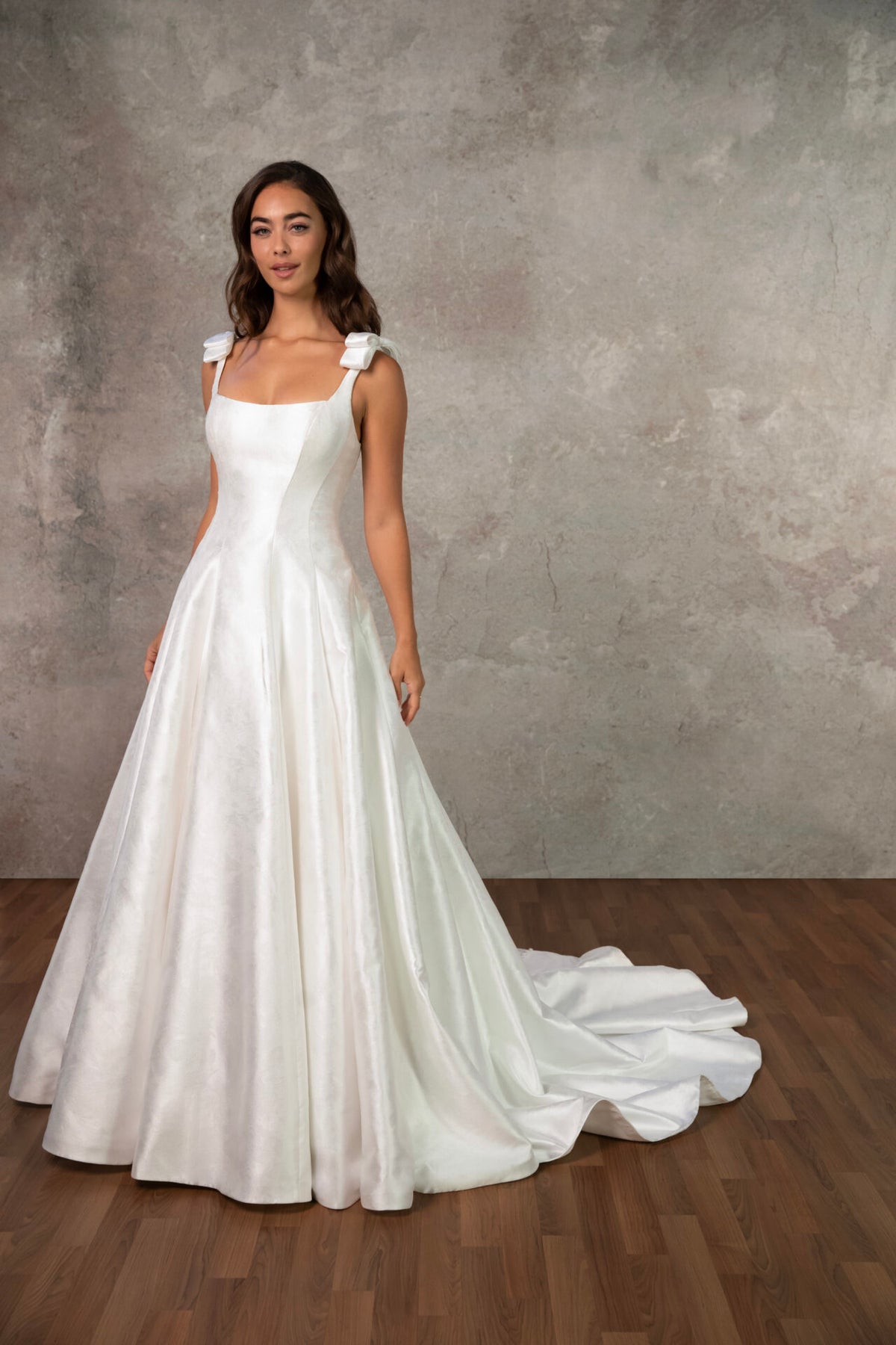 Bluerocks - Coming Soon (November) - Wedding Gown - Essense