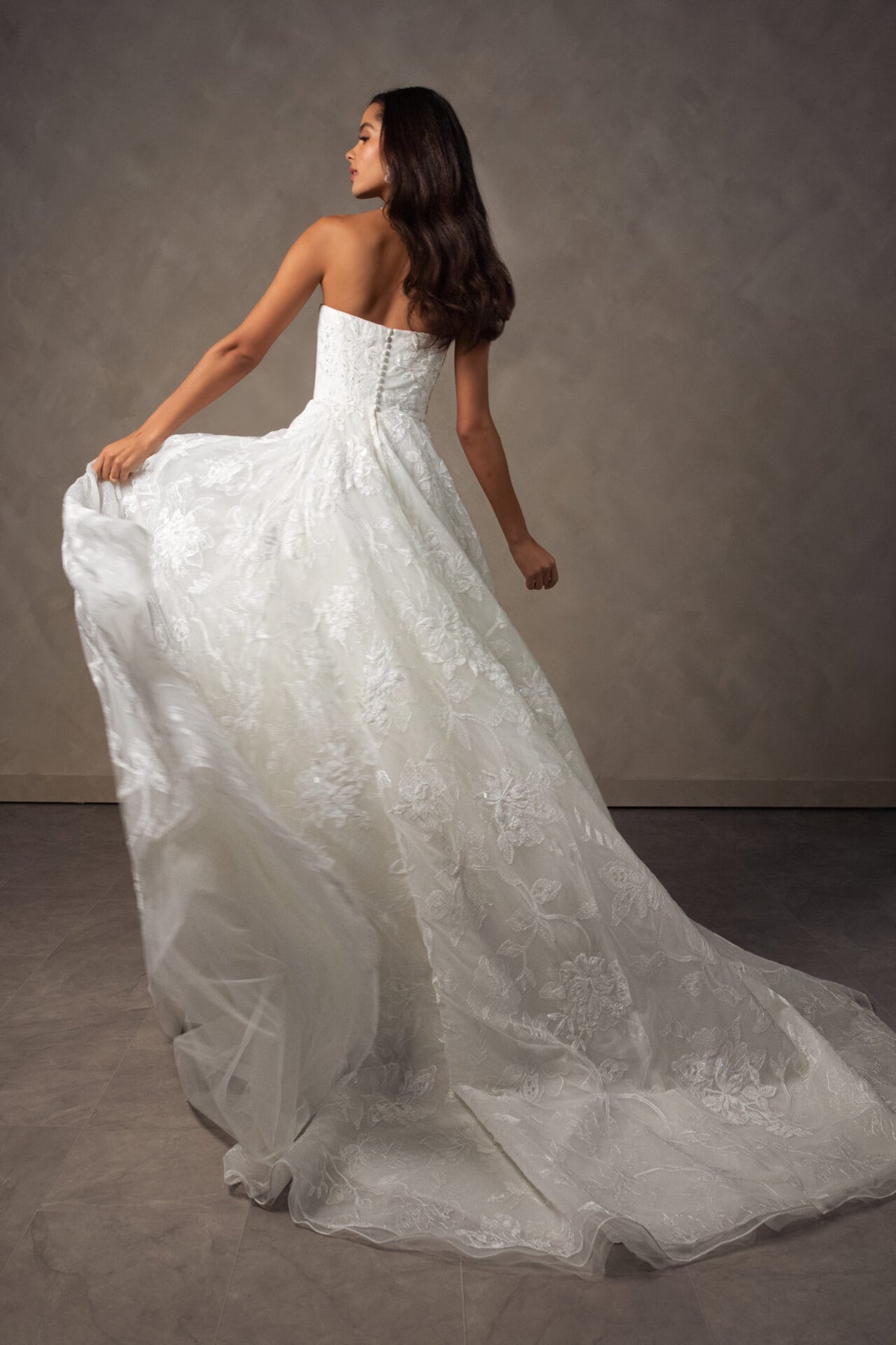 Hunter - Wedding Gown - Essense