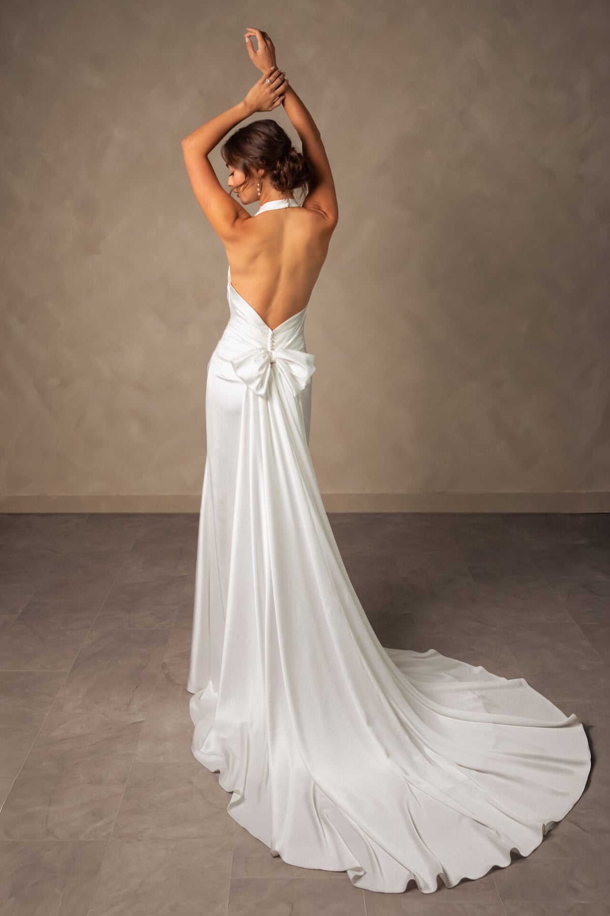 Jetsonville - Wedding Gown - Essense
