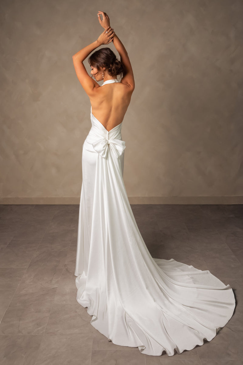 Jetsonville - Wedding Gown - Essense