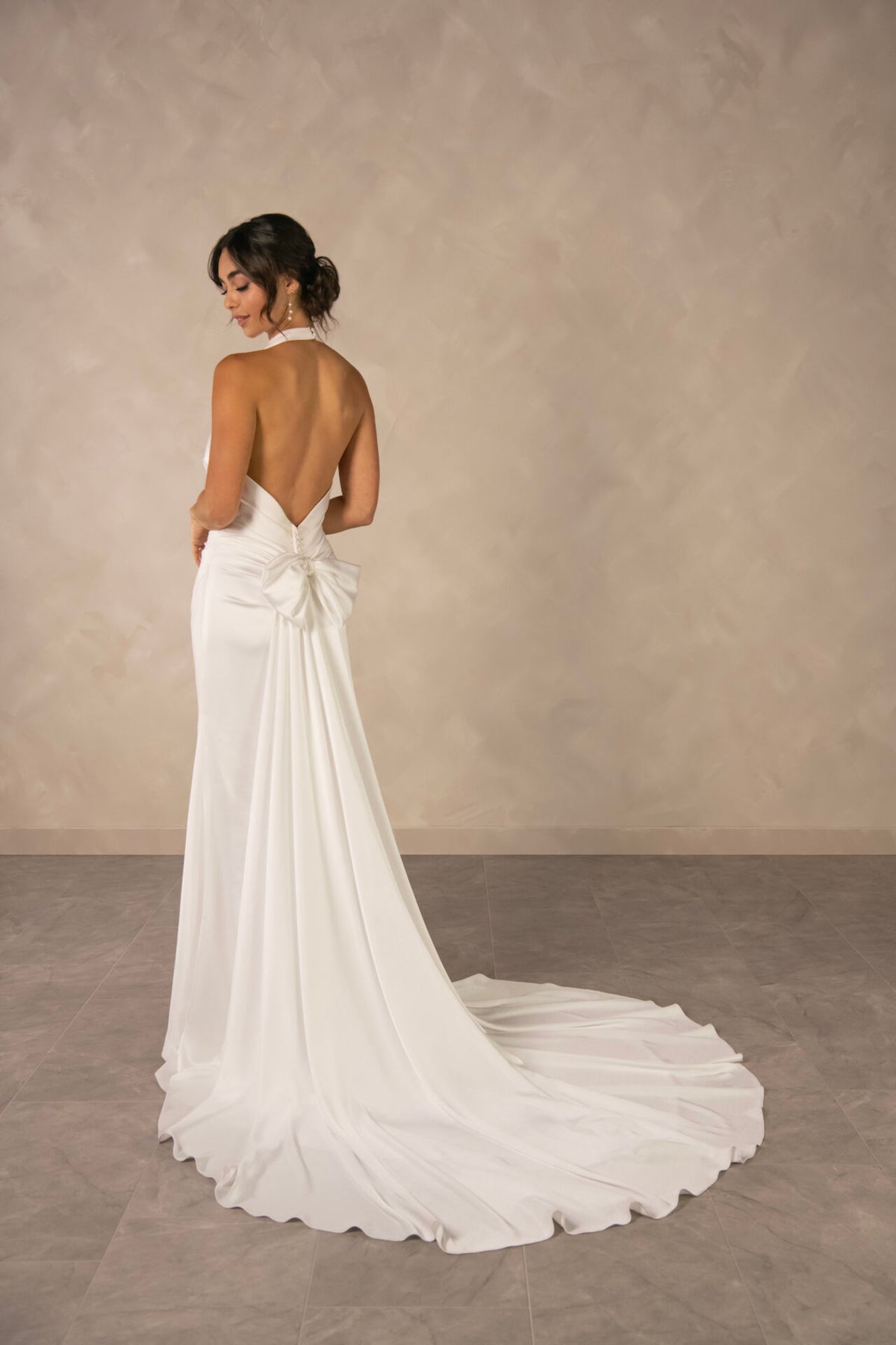 Jetsonville - Wedding Gown - Essense