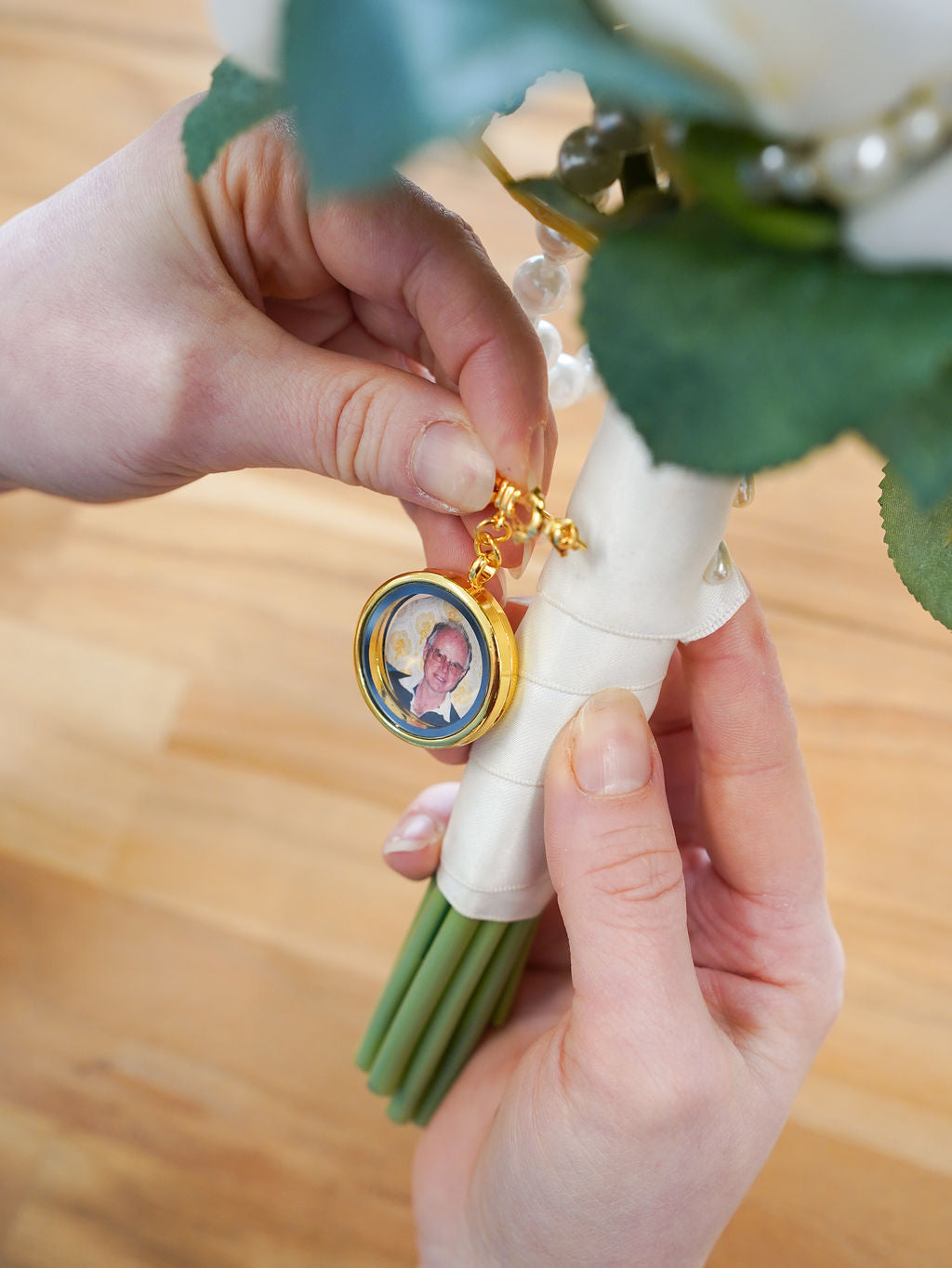 Wedding Bouquet DIY Photo Memorial Charm Pin - Giftware - Honey Fawn