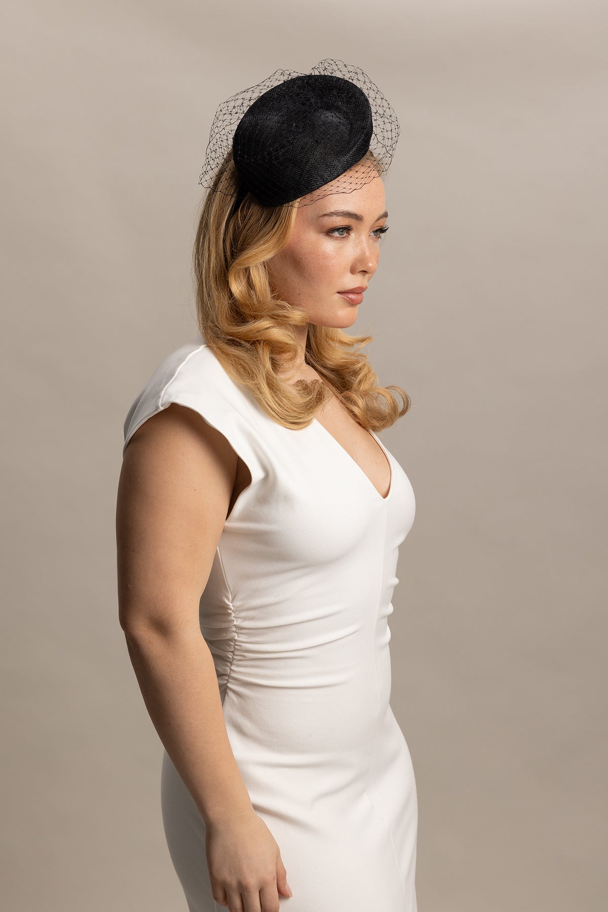 Willow Fascinator Black
