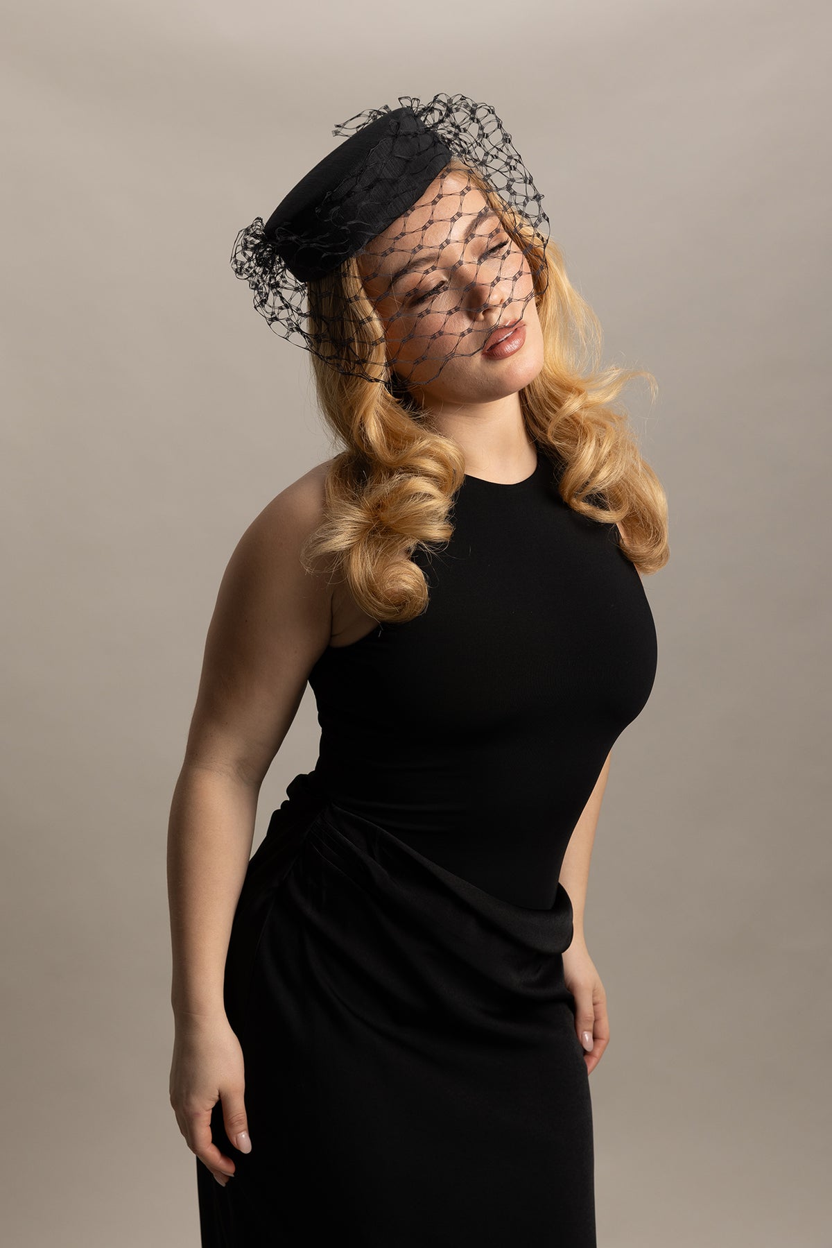 Zahra Pillbox Hat Black