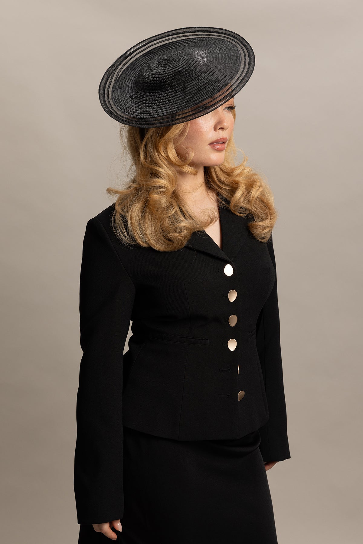 Ari Fascinator Black