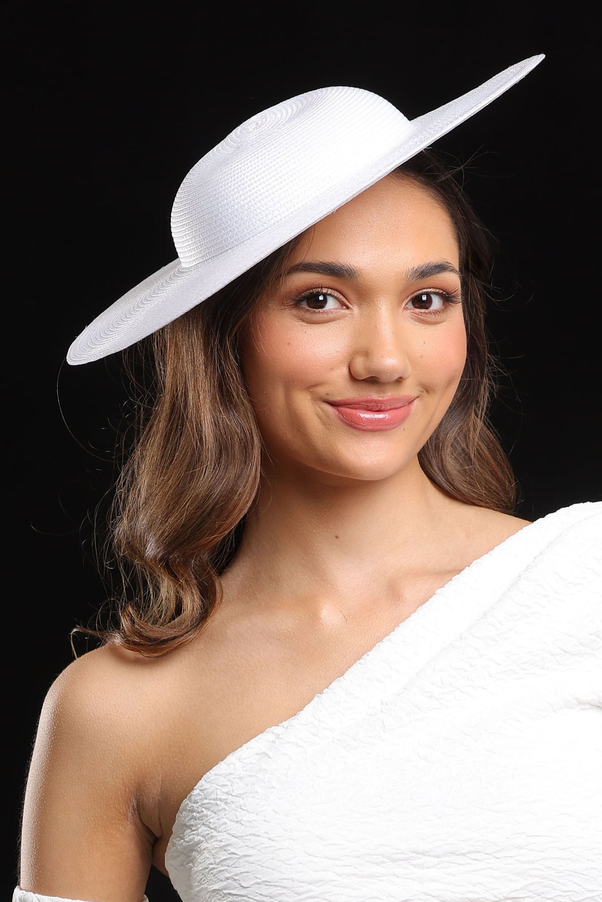 Mini Mona Racewear Plate Hat White - Accessory - Morgan and Taylor