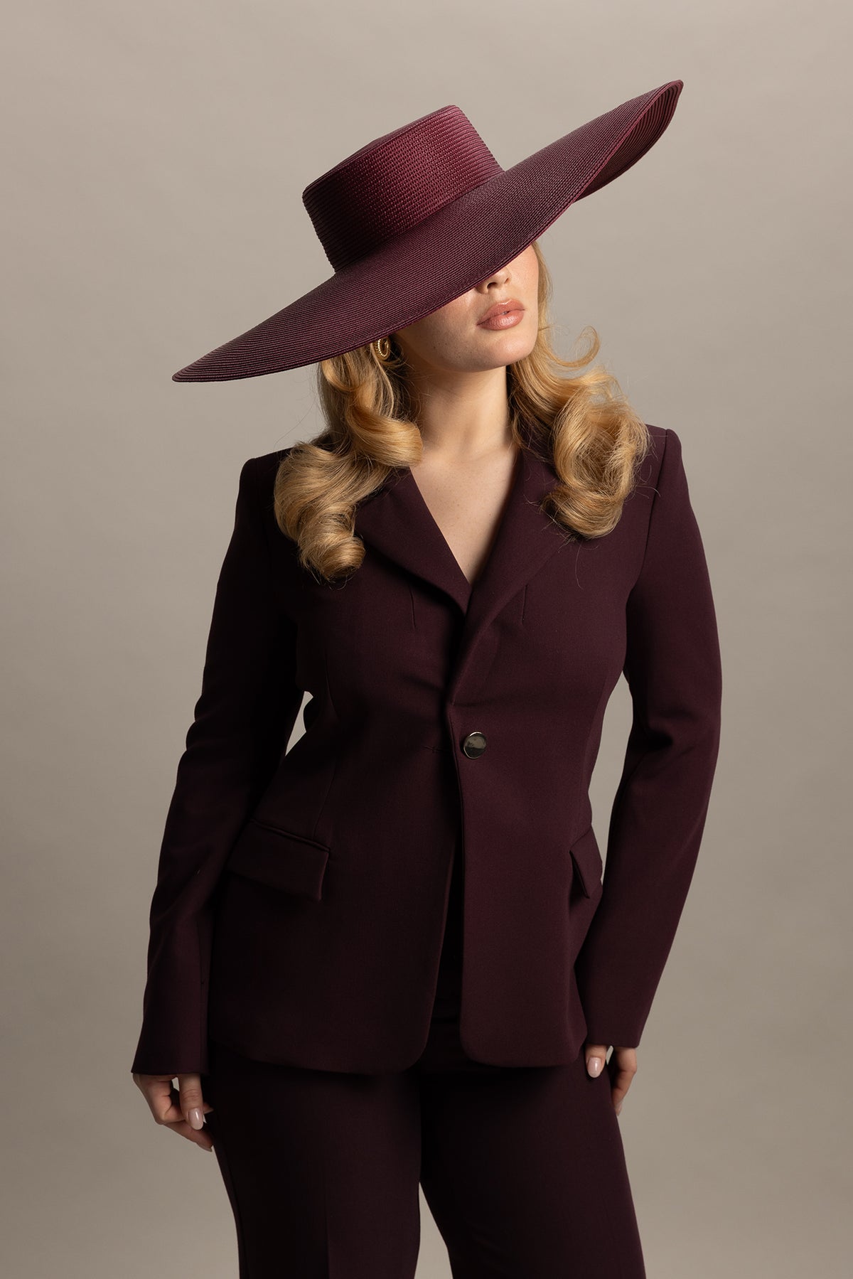 Savannah Boater Burgundy