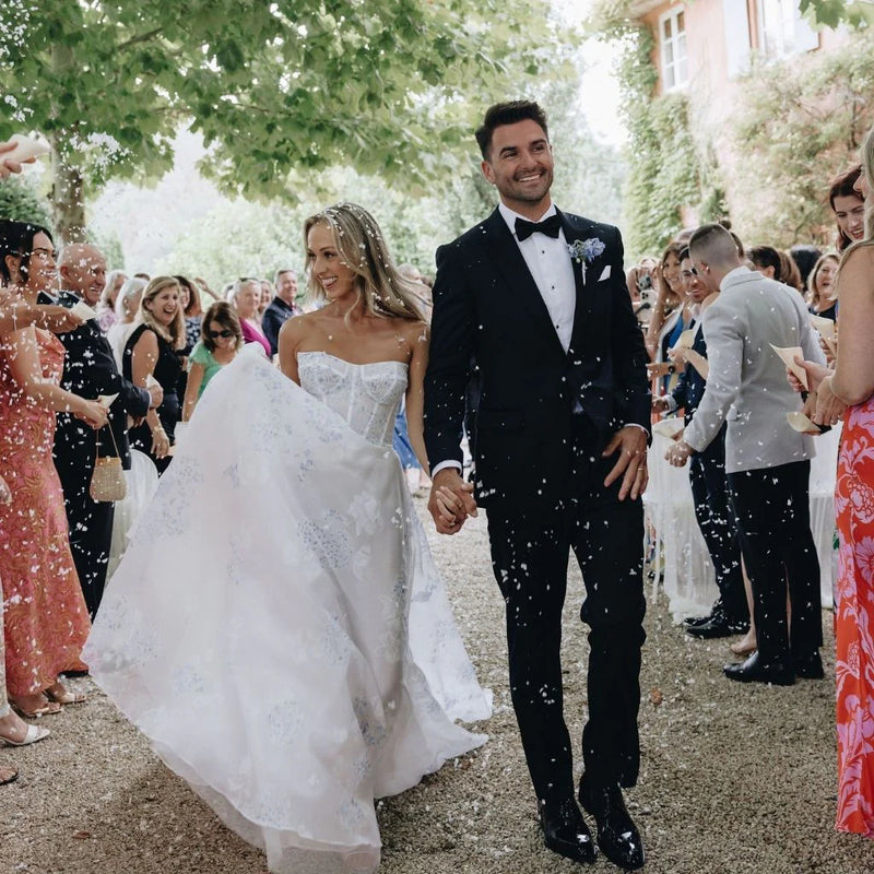 Hydrangea Petals - Giftware - The Whole Bride