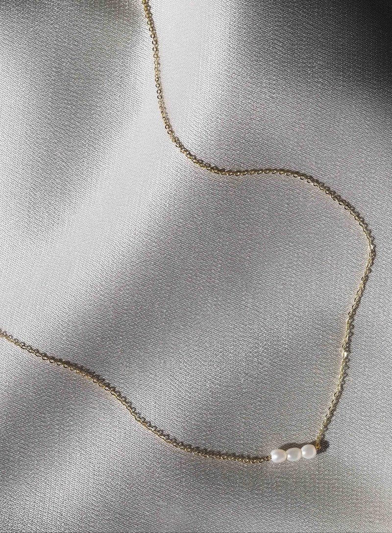 Mini Pearl Necklace - Gold