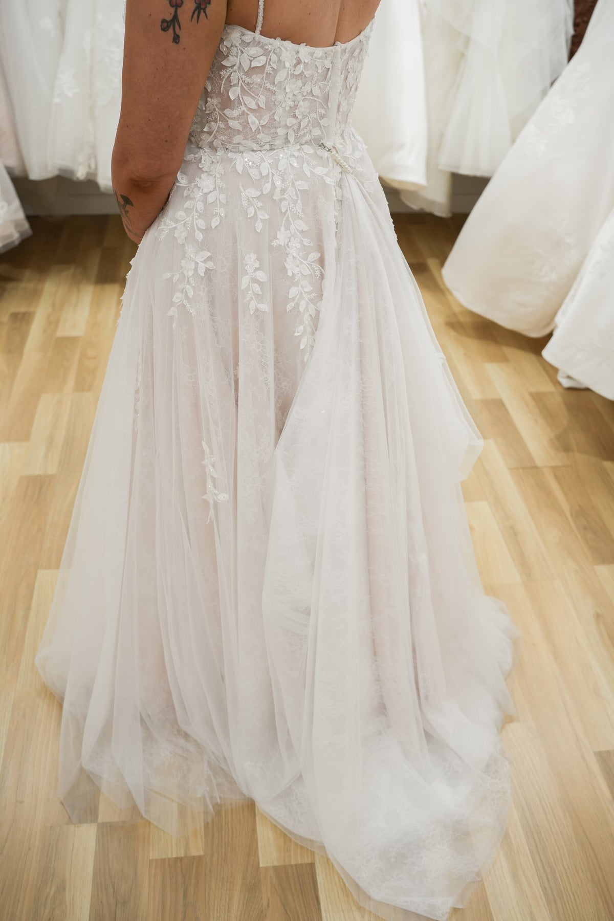 Pearl Wedding Gown Train Bustle Pin - Accessory - Honey Fawn