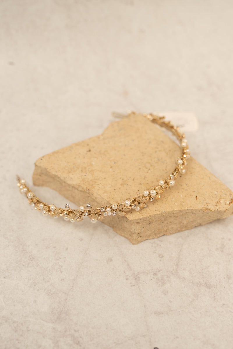 Pearl and Vine single-row headband by Windsor Bridal Jewellery, featuring delicate pearl and vine detailing