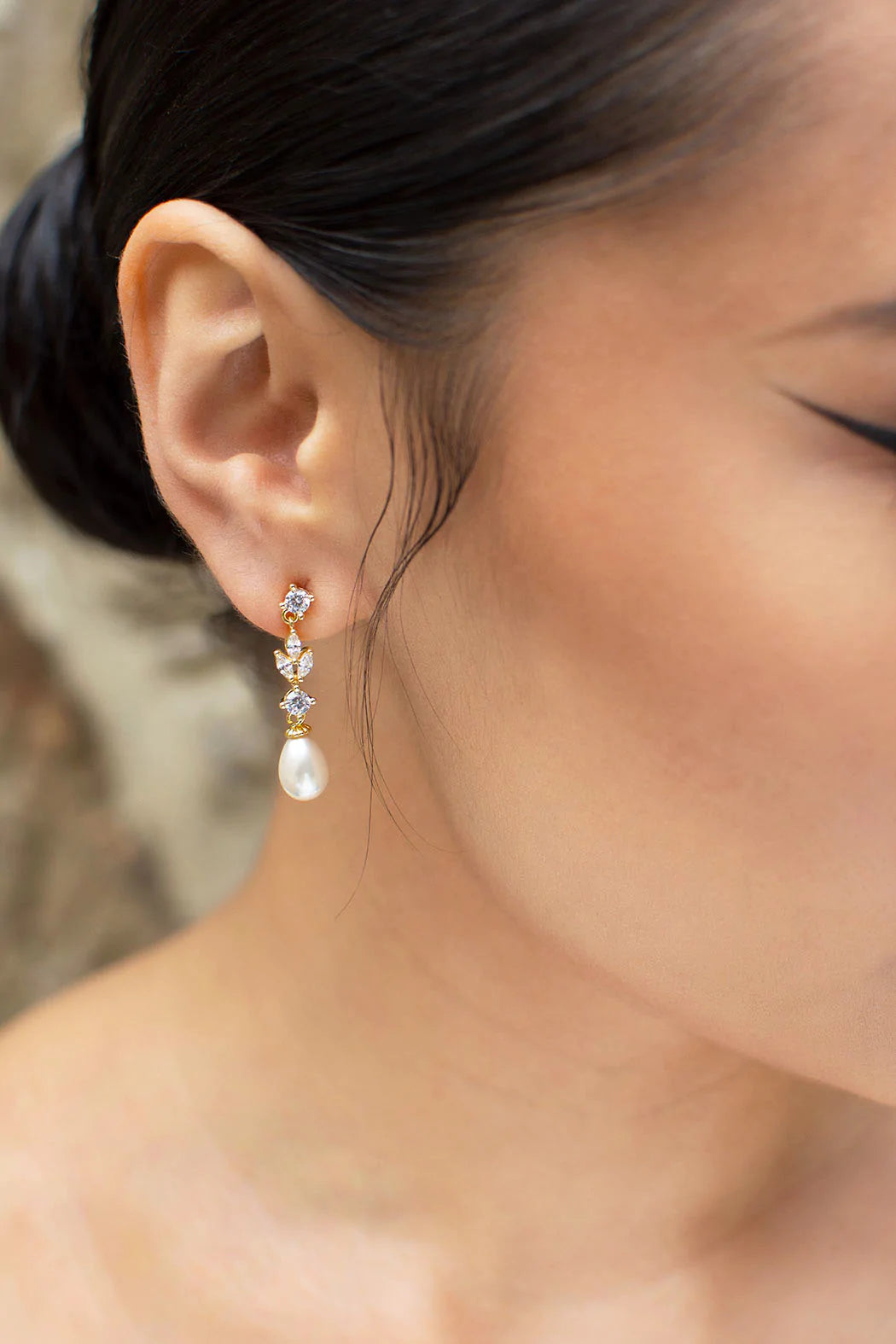 Tara Pearl Earring - Honey Fawn Boutique