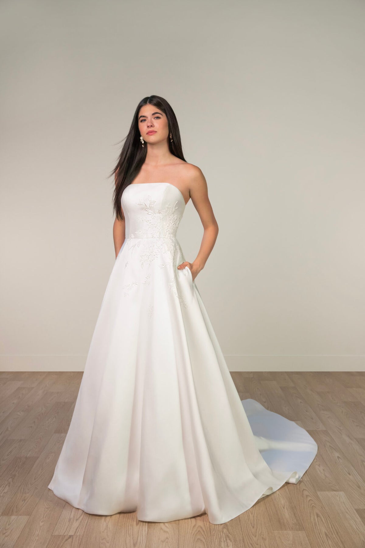 Austins - Wedding Gown - Stella York
