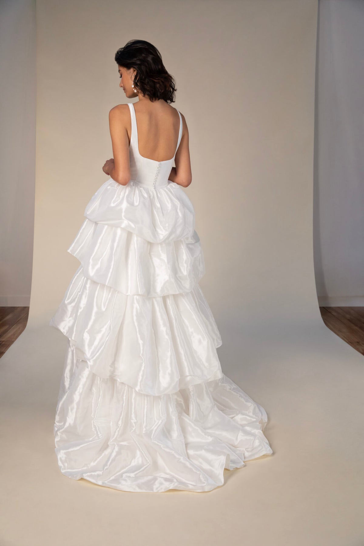 London - Wedding Gown - All Who Wander