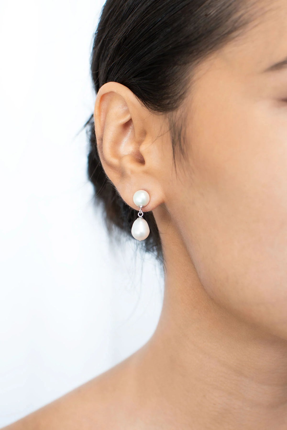 Sia Fresh Water Pearl Earring