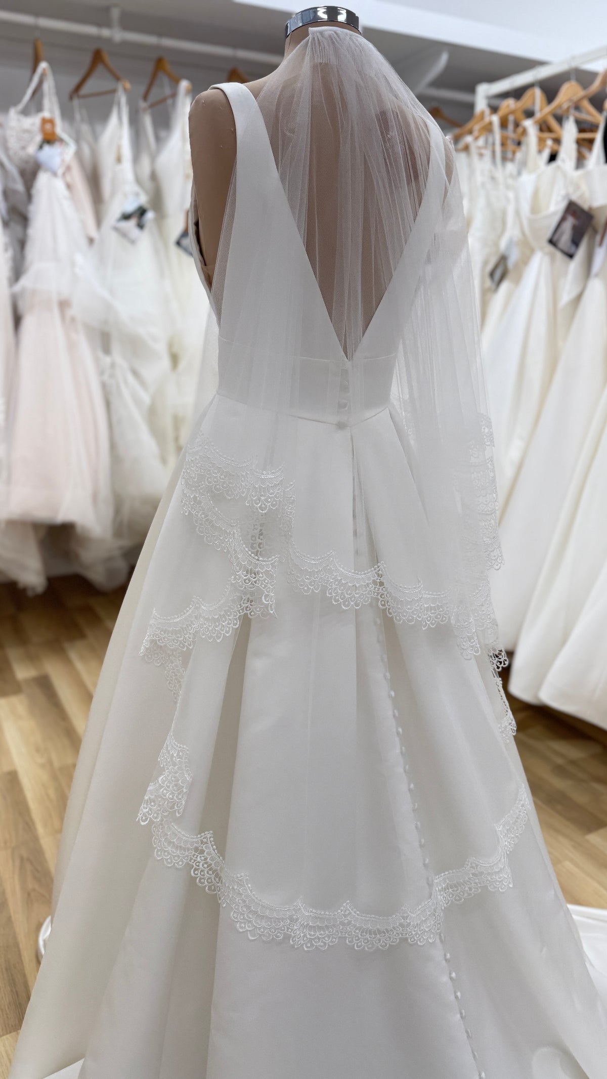 Rhonda Boho Lace Two Tier Fingertip Veil 30 45 - Accessory - Dreamtime