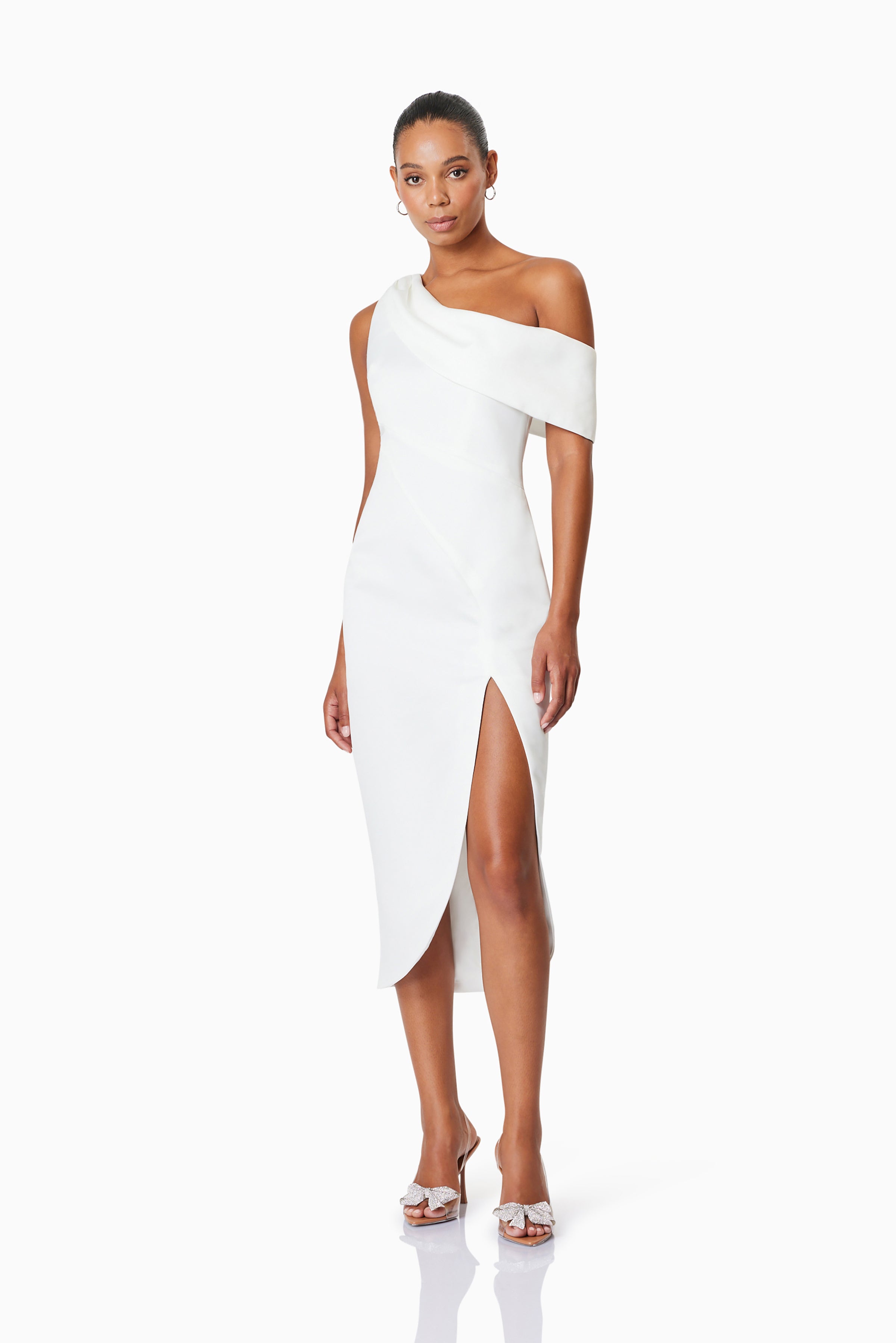 elliatt alice party dress _taylorbryant glowing as always. Fresh whites are perfect for any season. Our Alice Party Dress available at @revolve #elliatt #revolve #revolveme