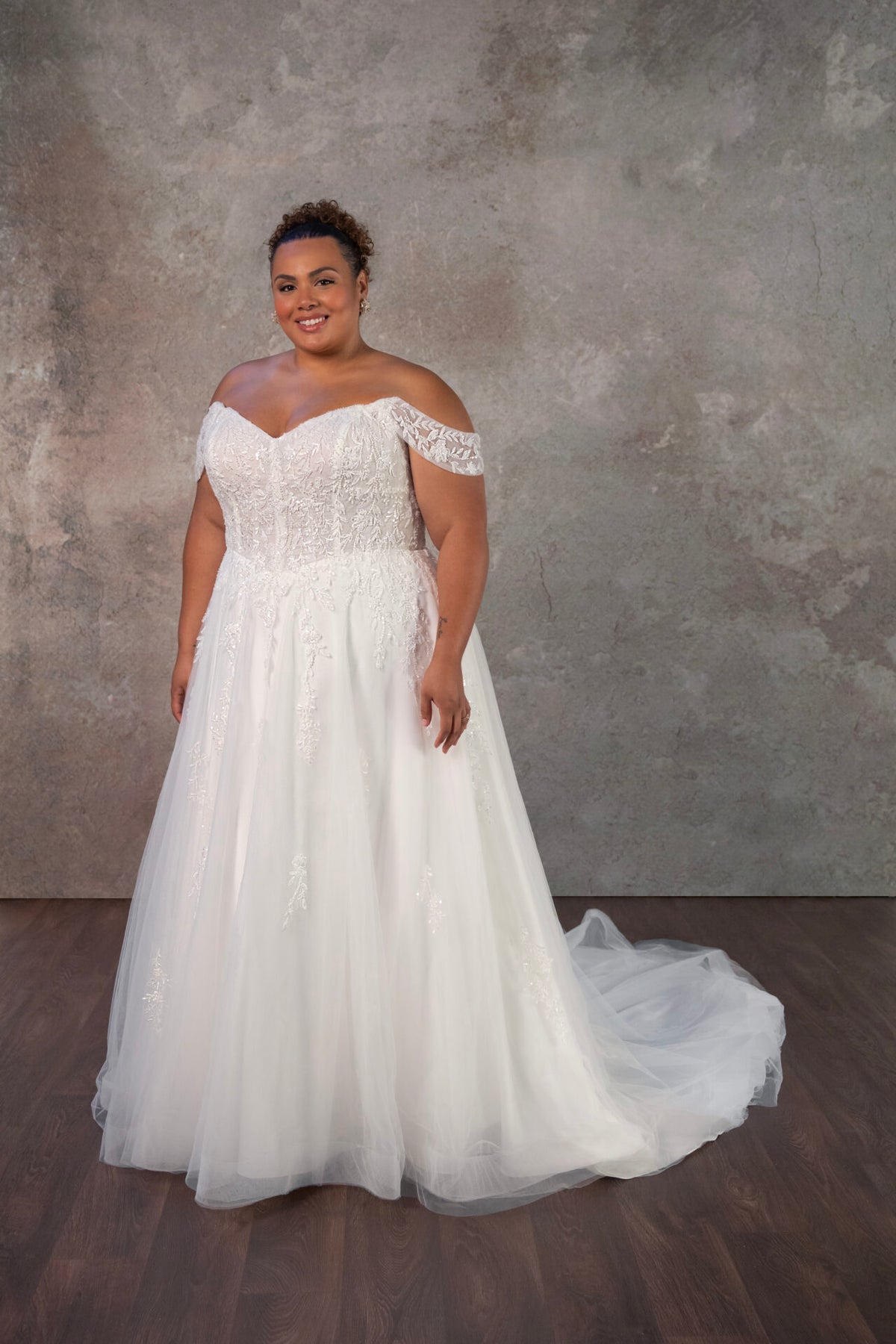 Amira - Wedding Gown - Essense