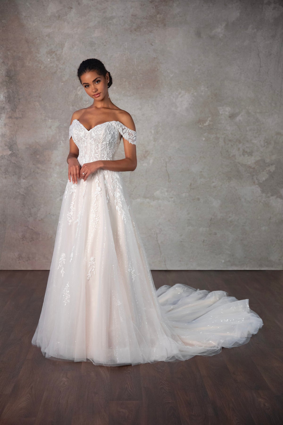 Amira - Wedding Gown - Essense