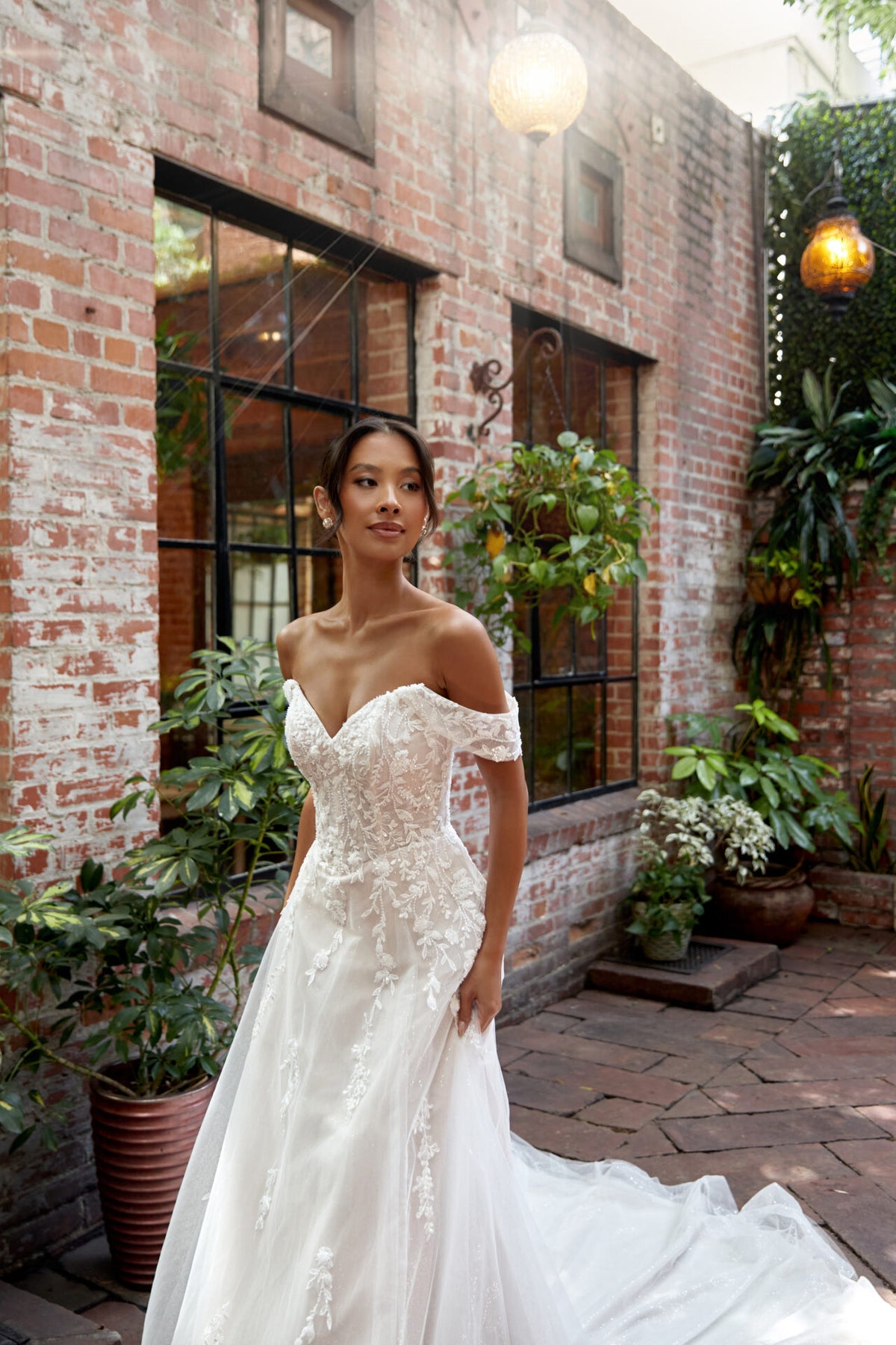 Amira - Wedding Gown - Essense