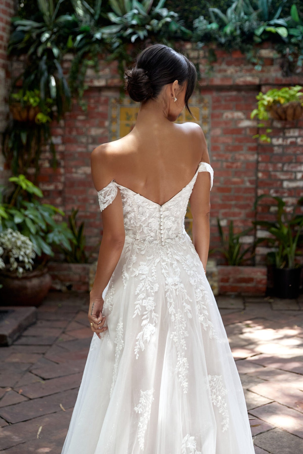 Amira - Wedding Gown - Essense