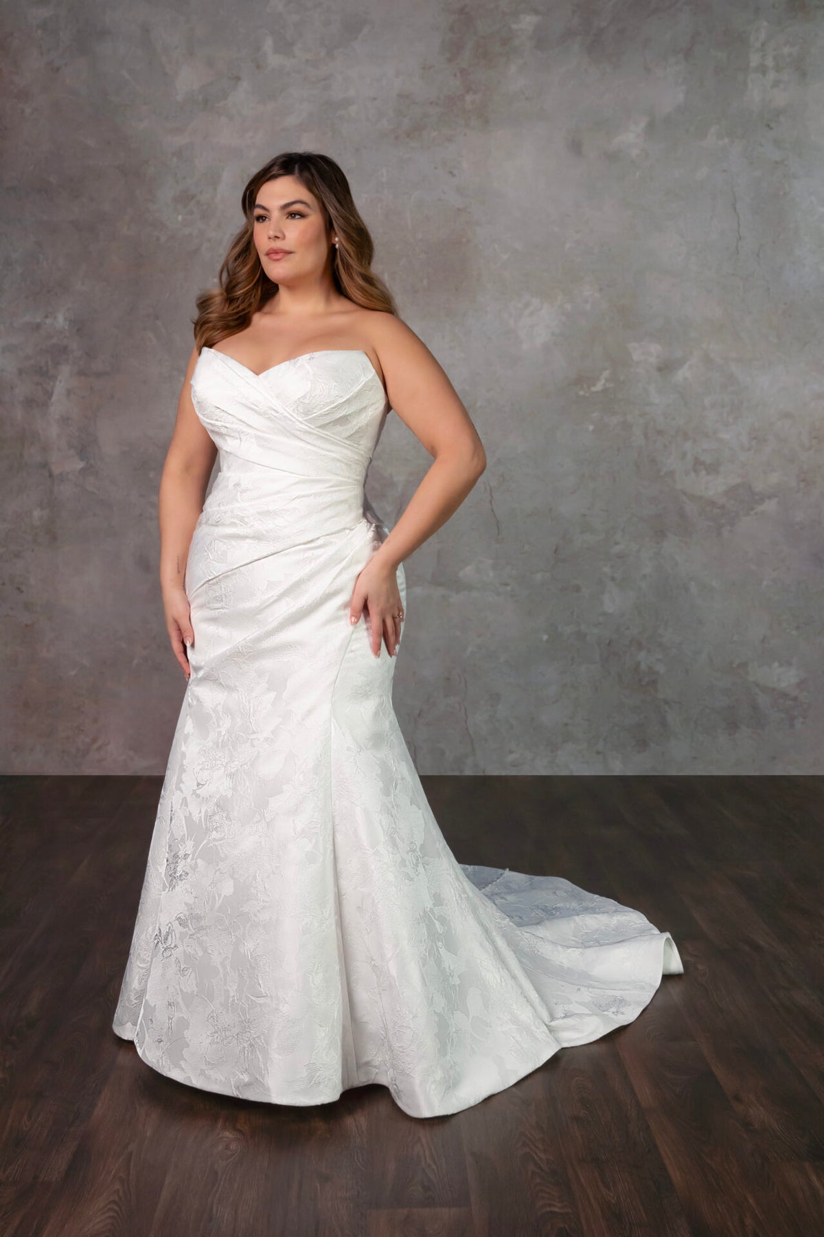 Amiyah - Wedding Gown - Essense