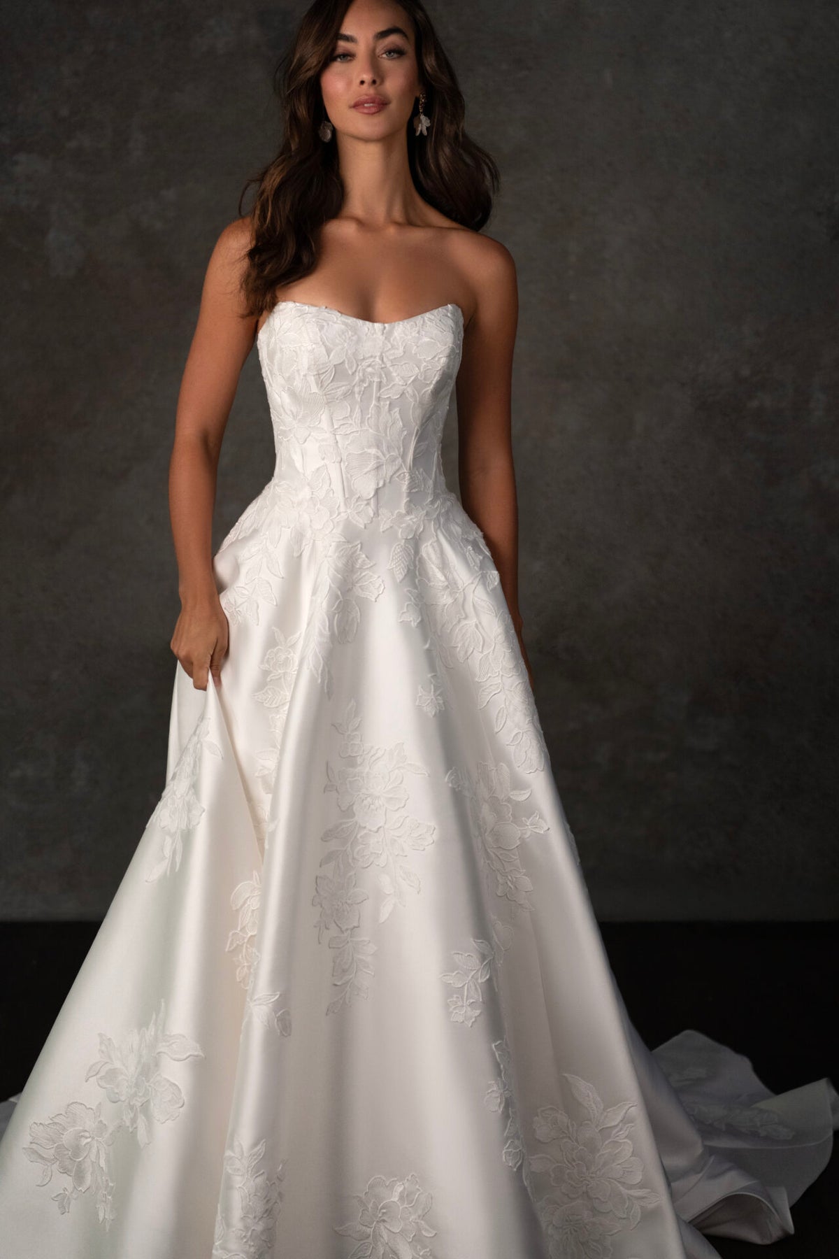 Boomer - Wedding Gown - Essense