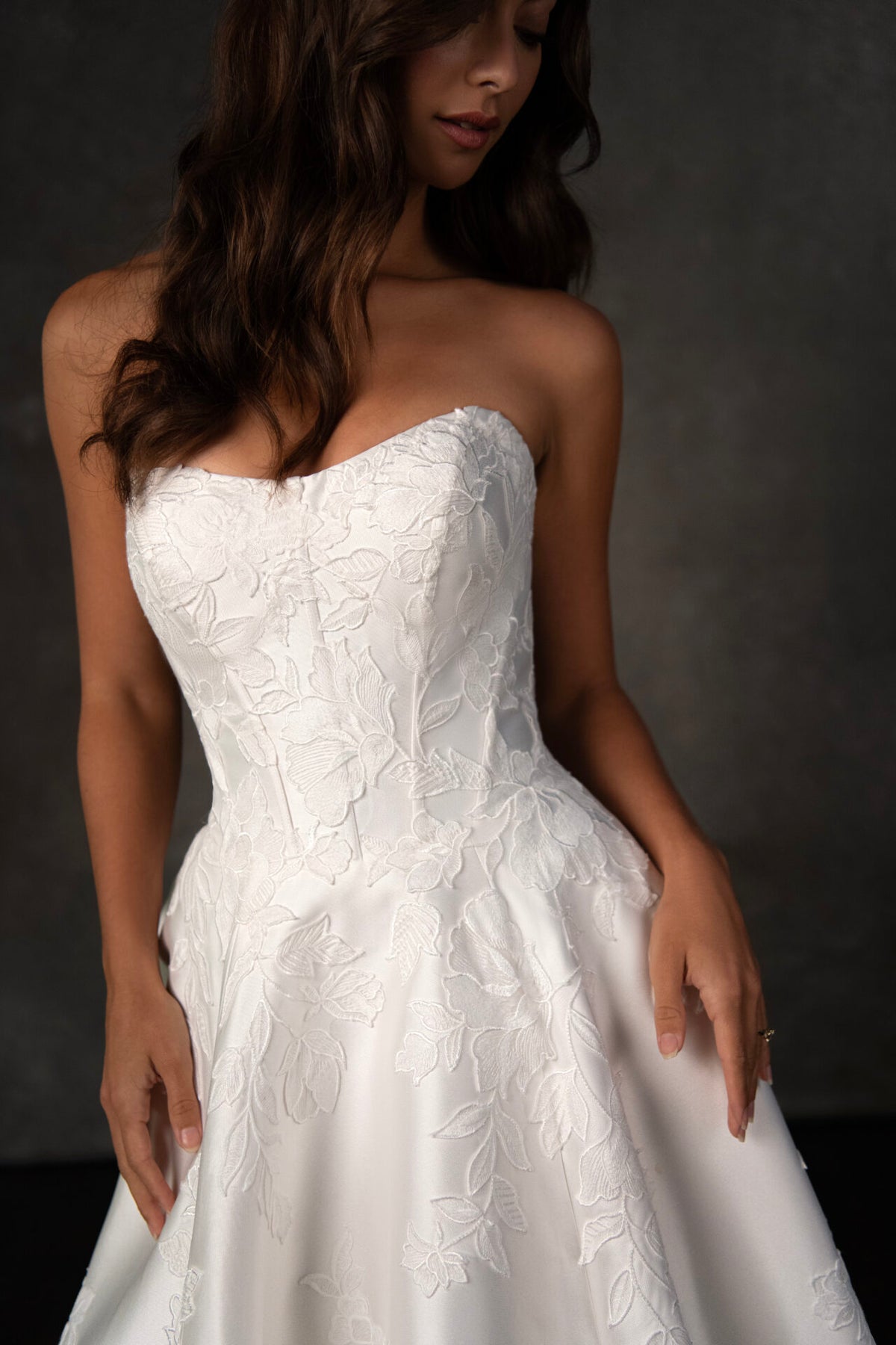 Boomer - Wedding Gown - Essense
