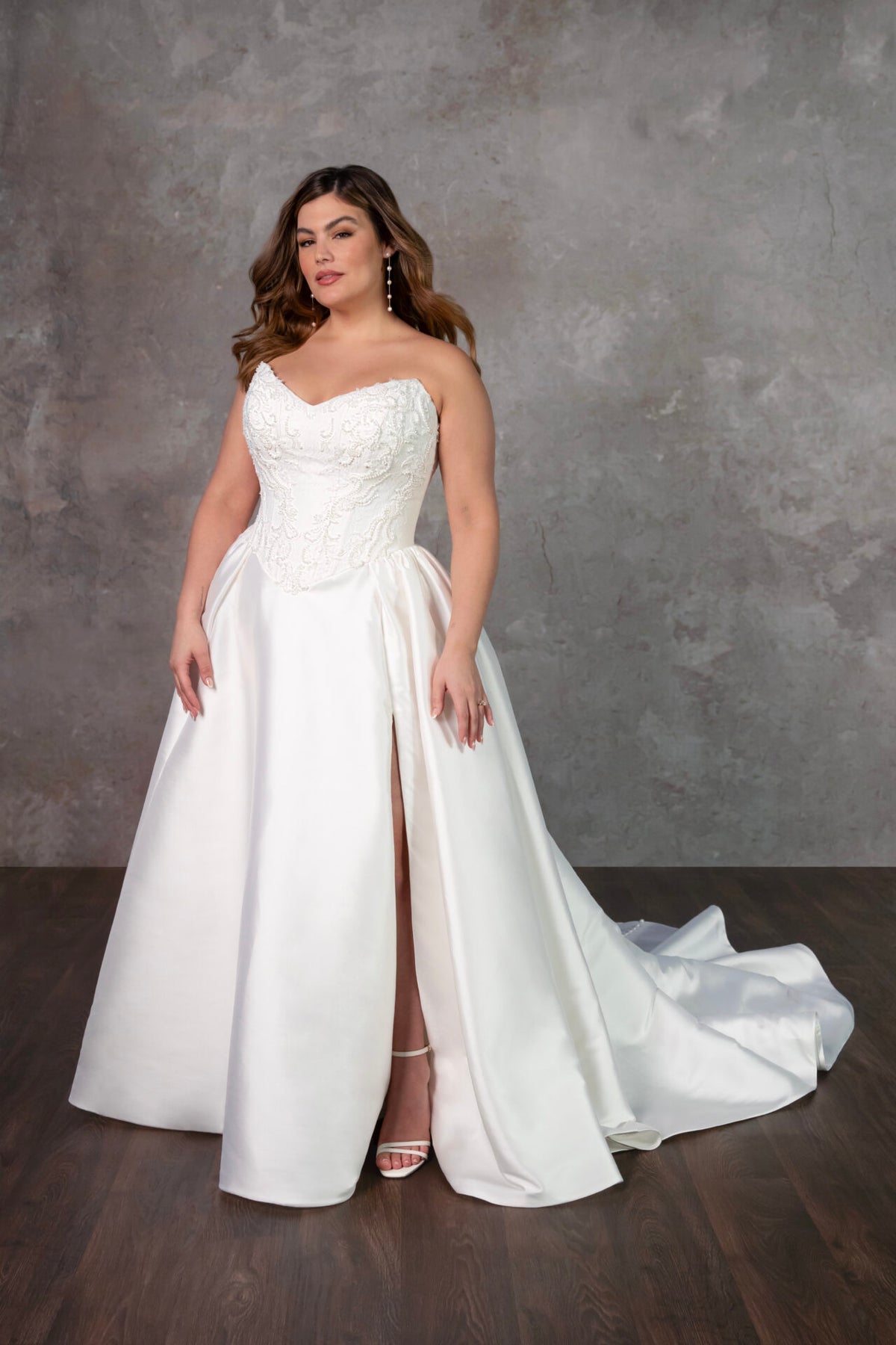 Danna - Wedding Gown - Essense