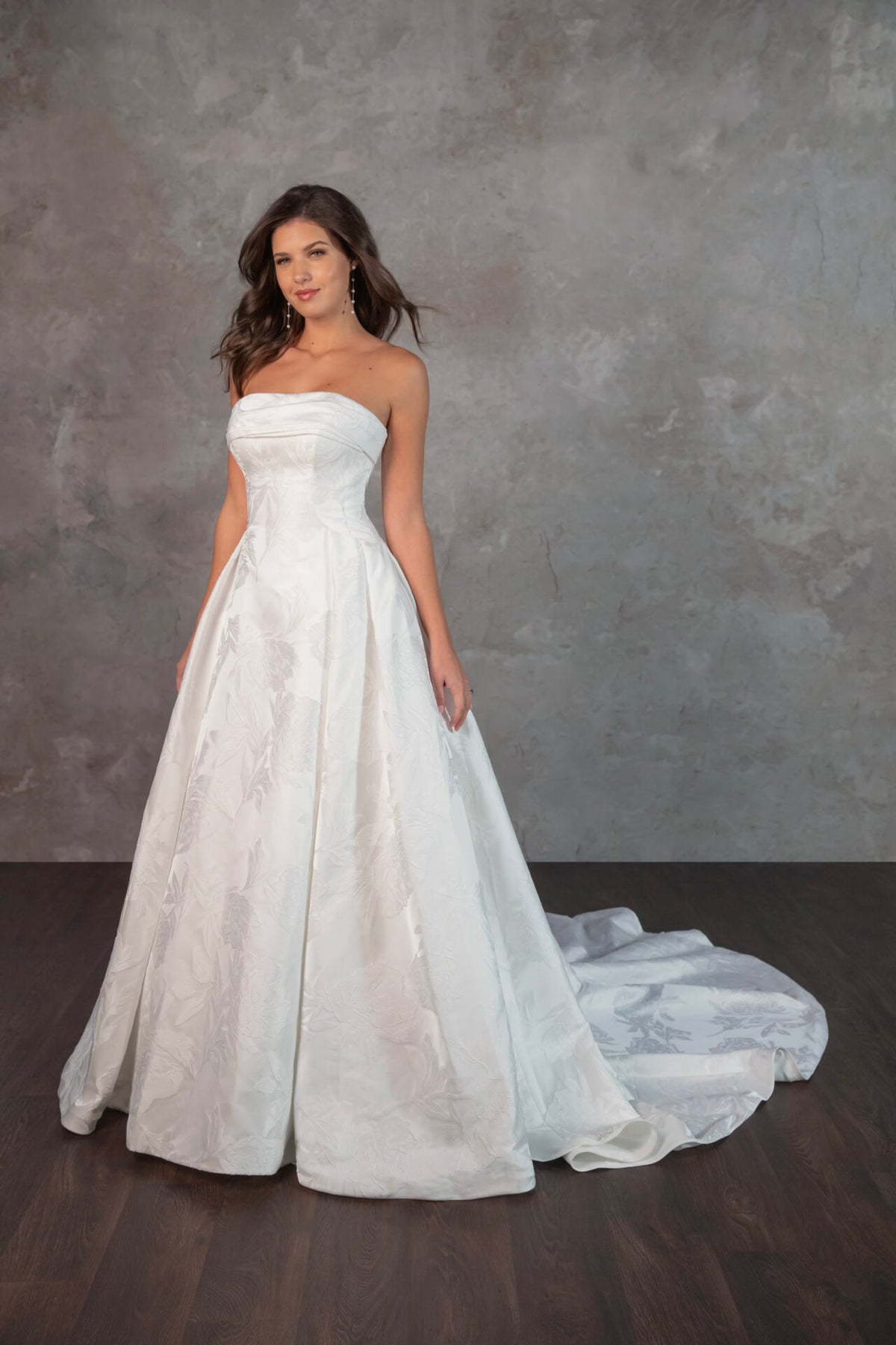 Lana - Wedding Gown - Essense