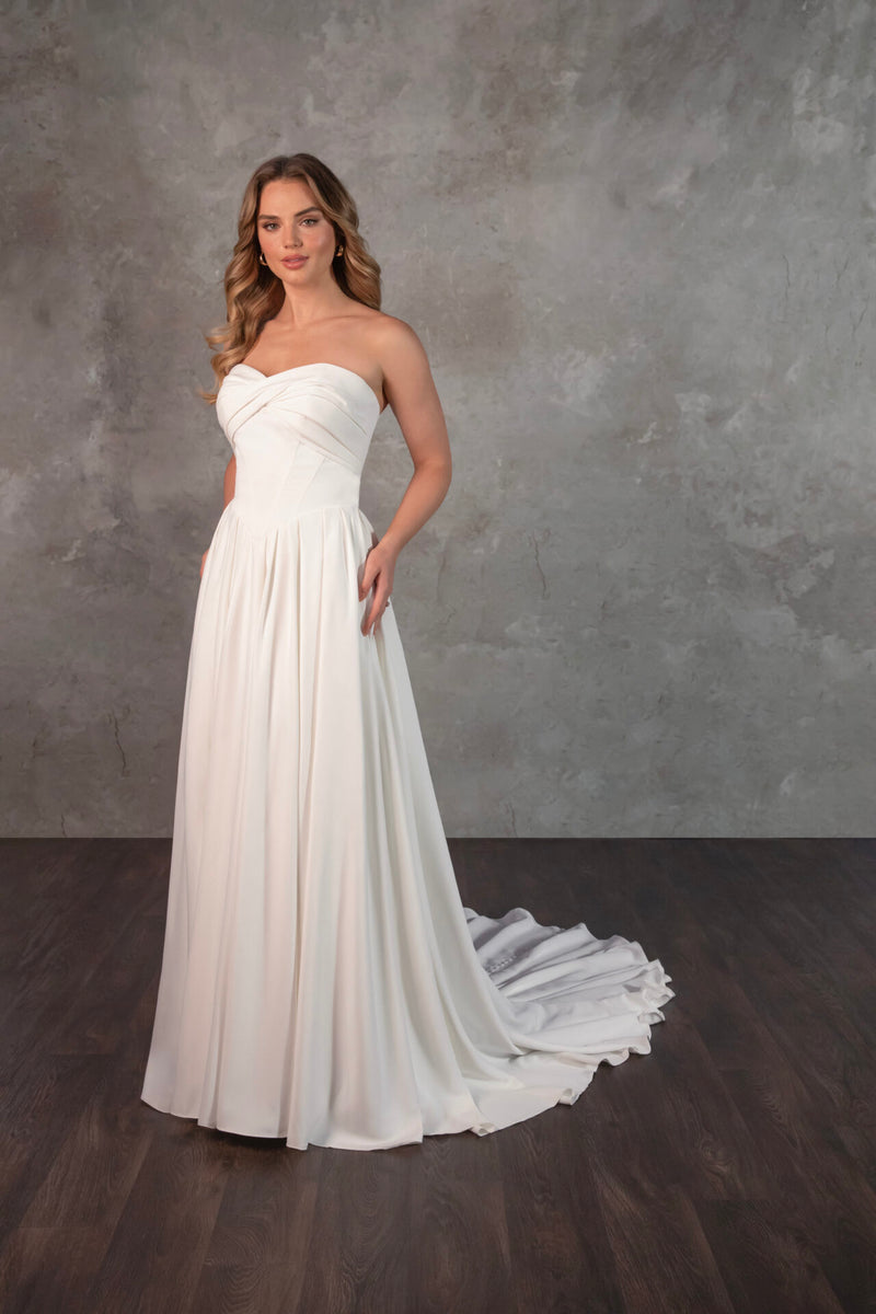Madeleine - Wedding Gown - Essense