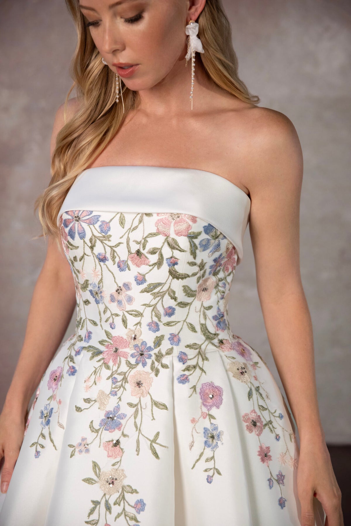 Vanessa - Wedding Gown - Essense