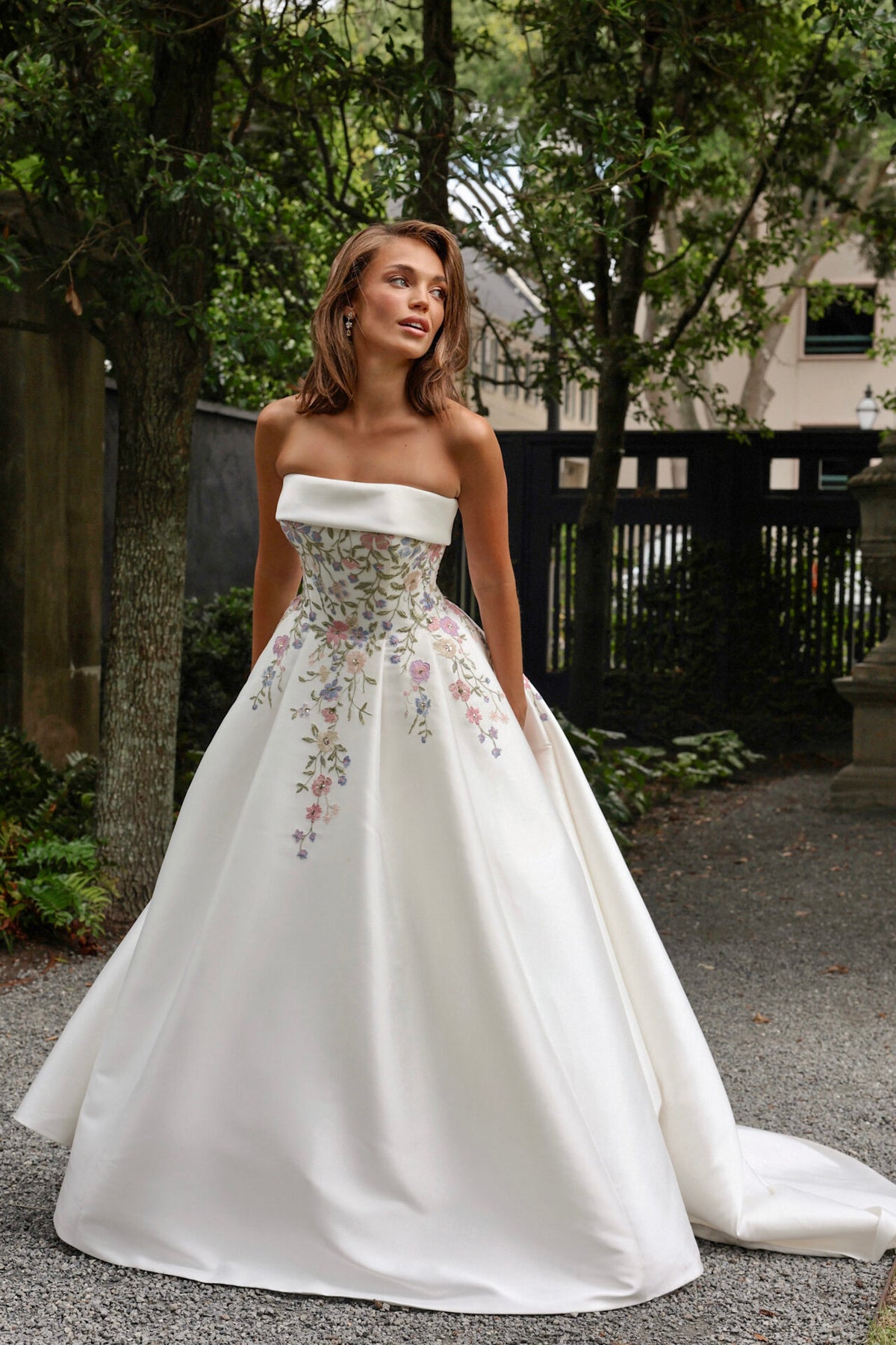 Vanessa - Wedding Gown - Essense