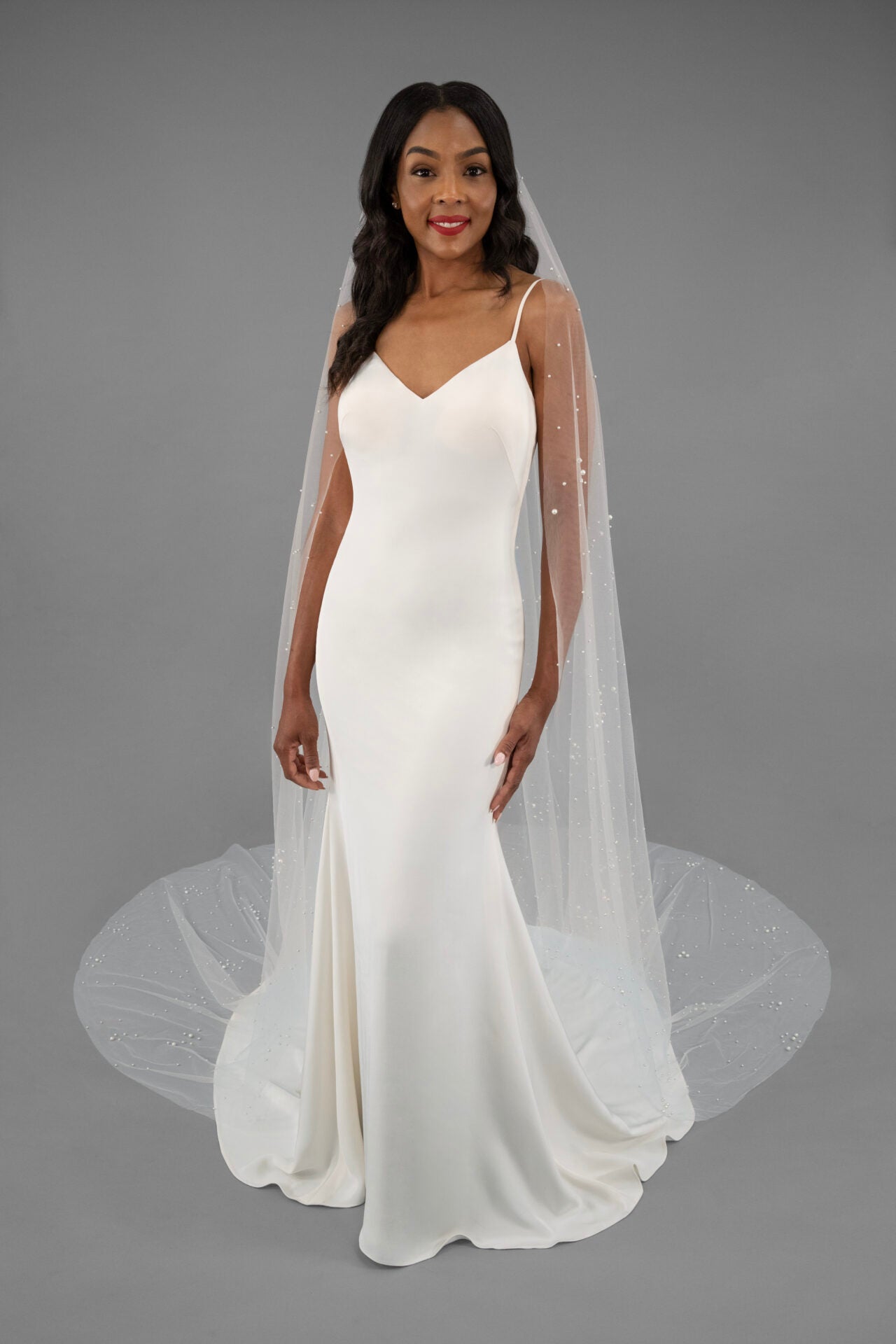 Chandler Pearl Cathedral Veil | Grace and Goddess | Honey Fawn
