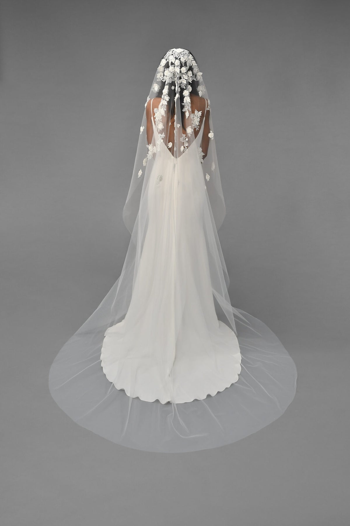 Marilyn Veil Cathedral 110 IVR Ivory - Accessory - Grace and Goddess