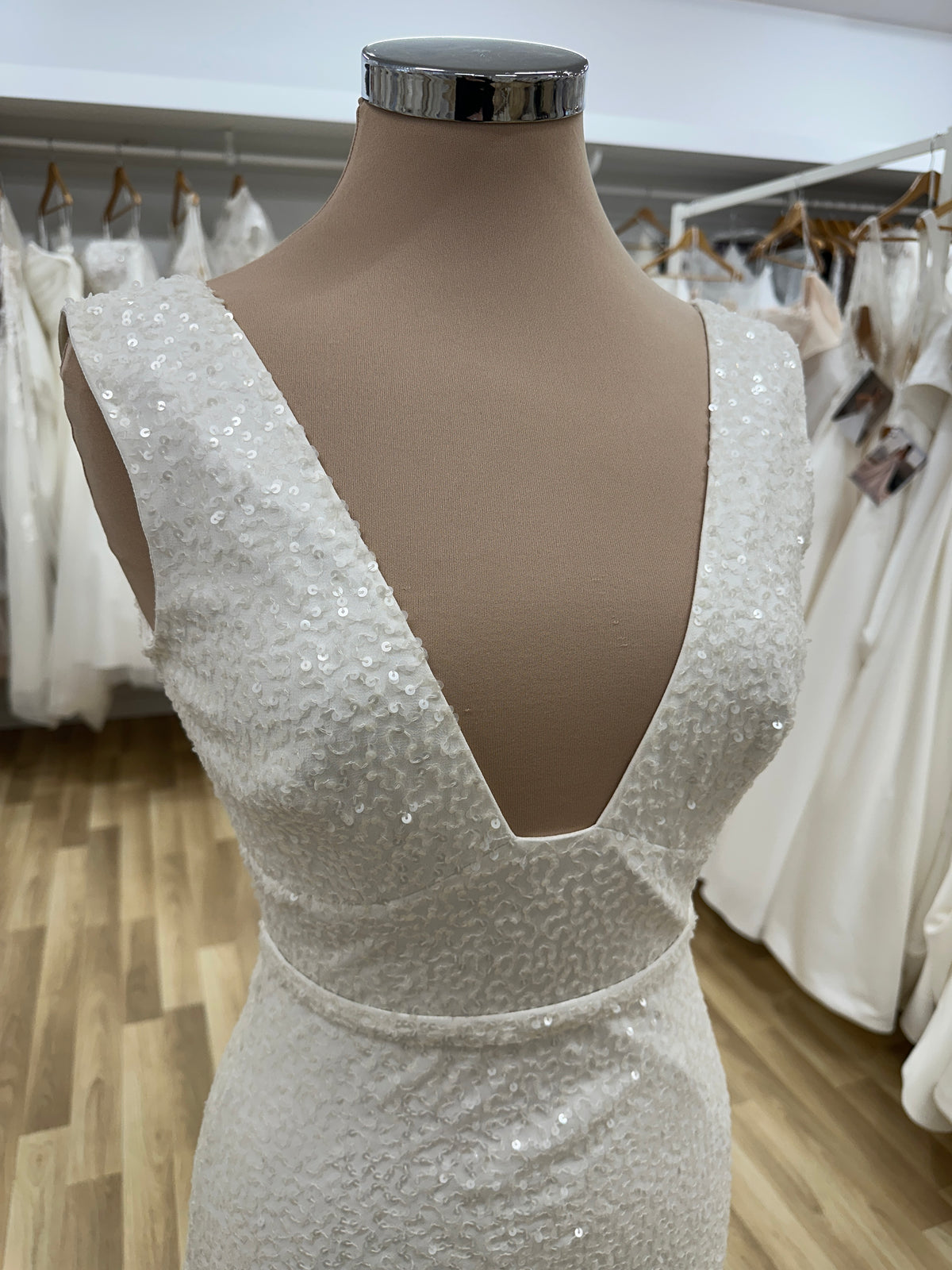 Bella - Wedding Gown - Karen Willis Holmes