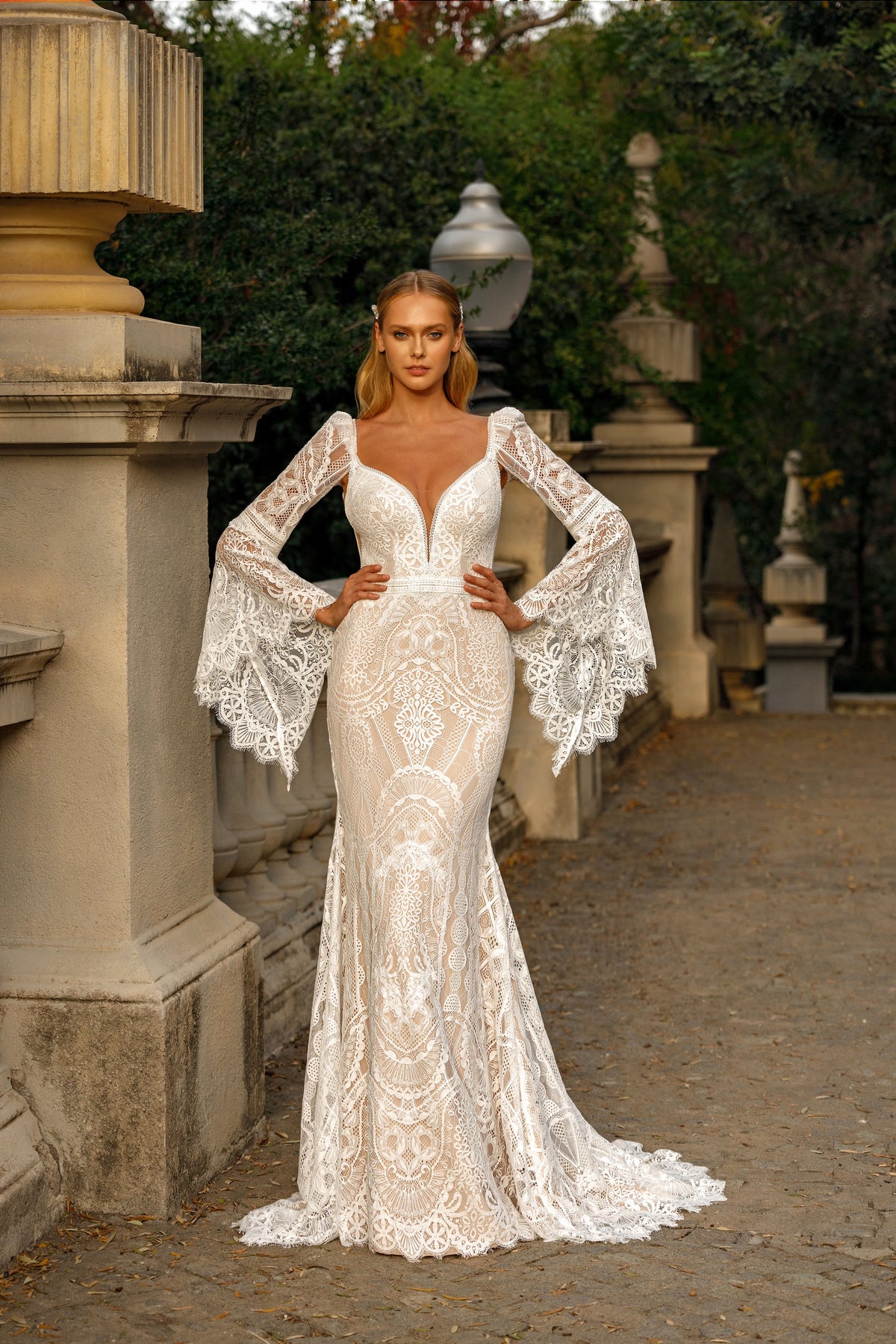 Derby - Wedding Gown - Monica Loretti