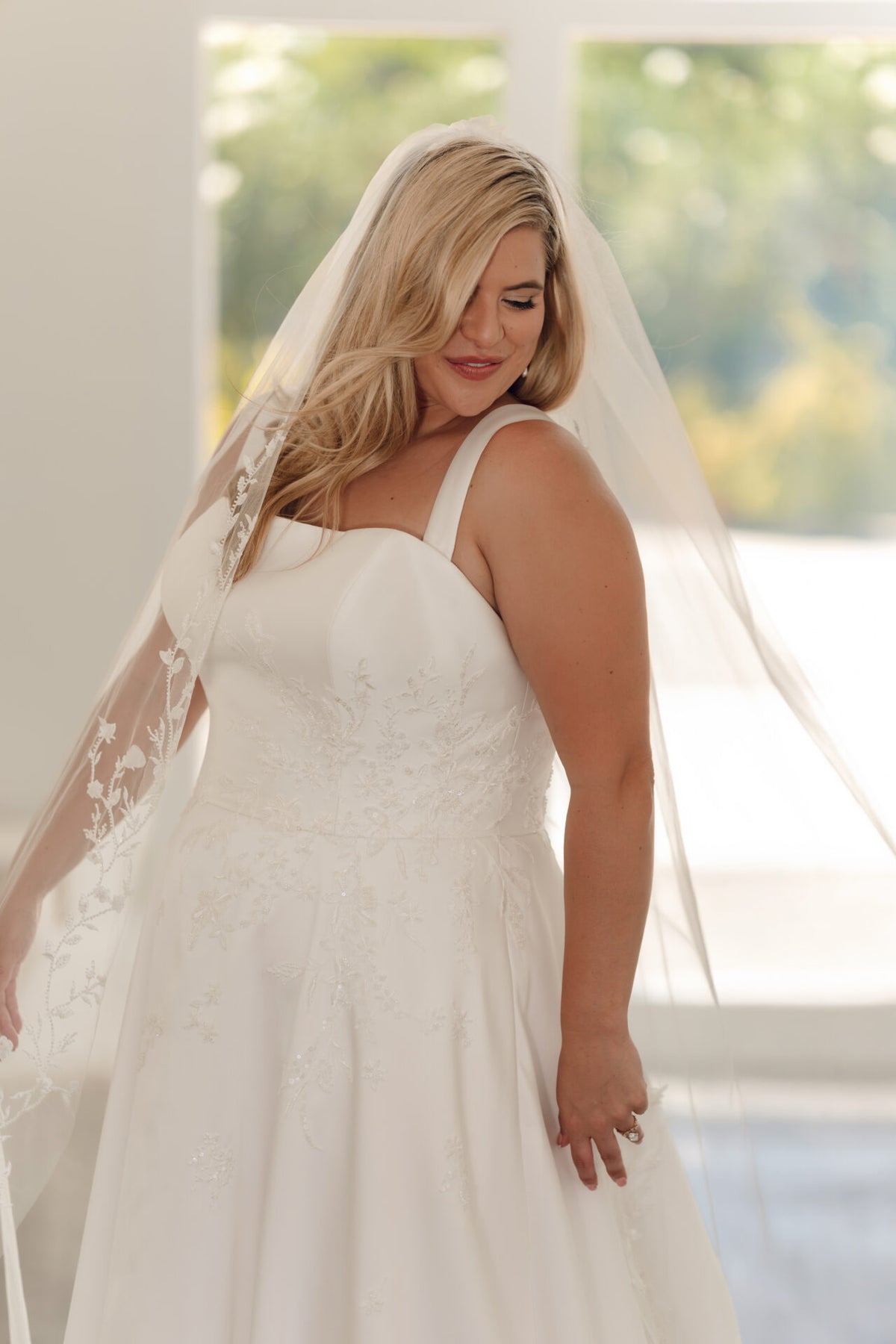 Austins - Wedding Gown - Stella York