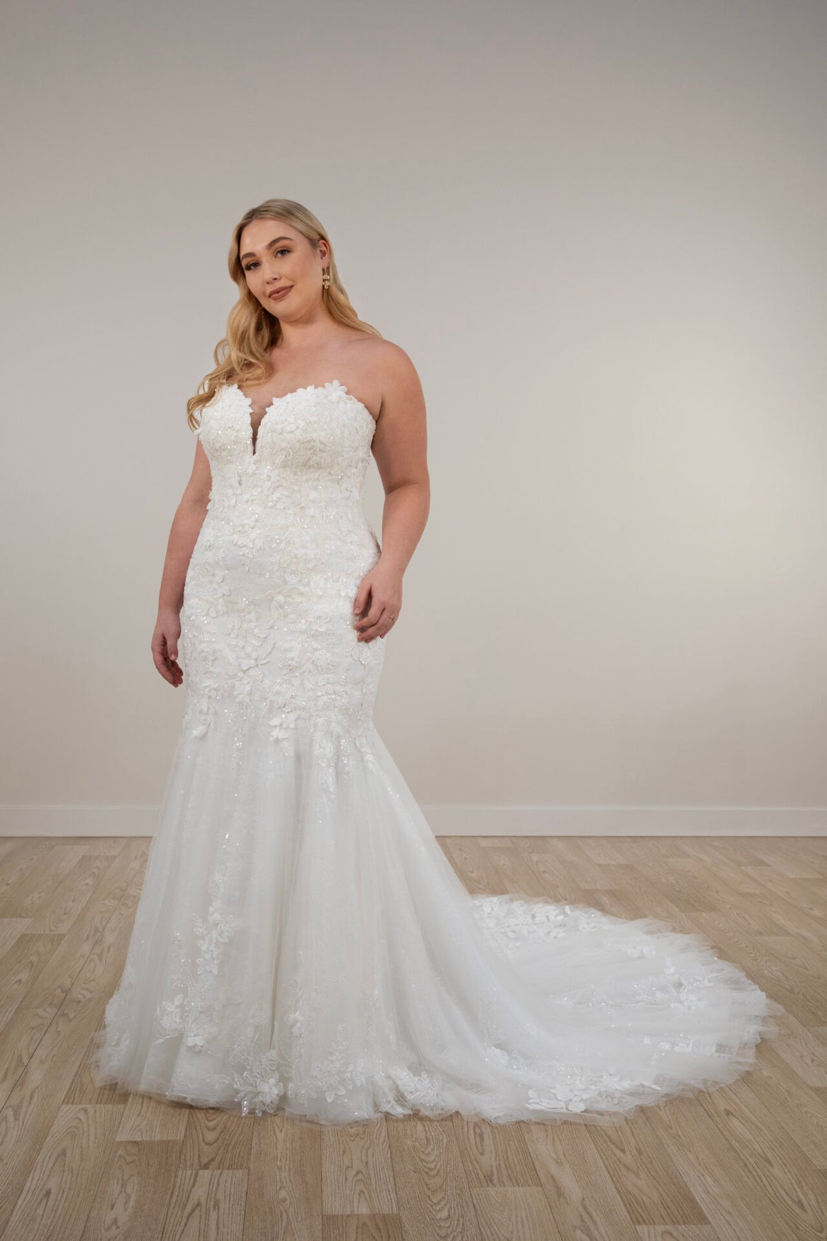 Catalina - Wedding Gown - Stella York