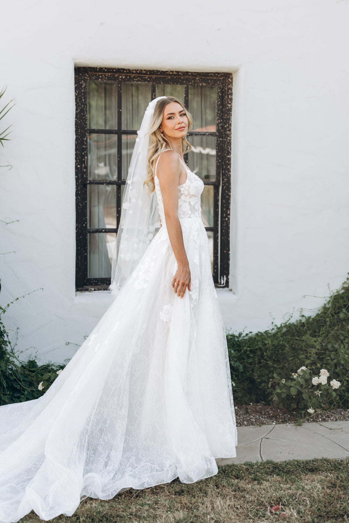 Joanna - Wedding Gown - Stella York