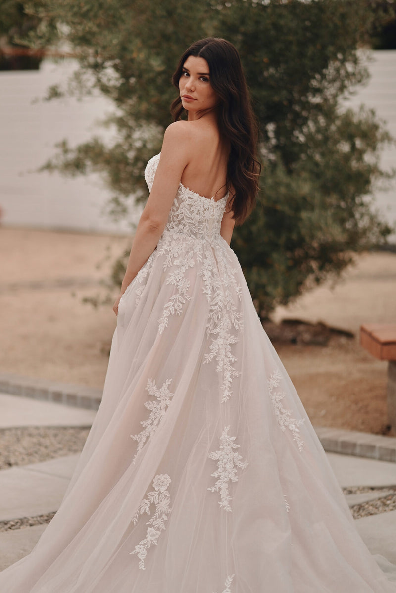 Simone - Wedding Gown - Stella York