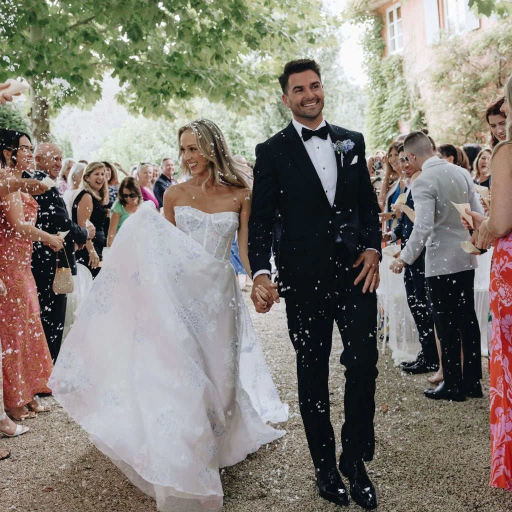 Hydrangea Petals - Giftware - The Whole Bride