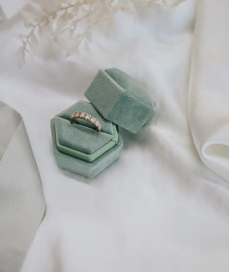 Sage Velvet Double Ring Box - Honey Fawn Boutique